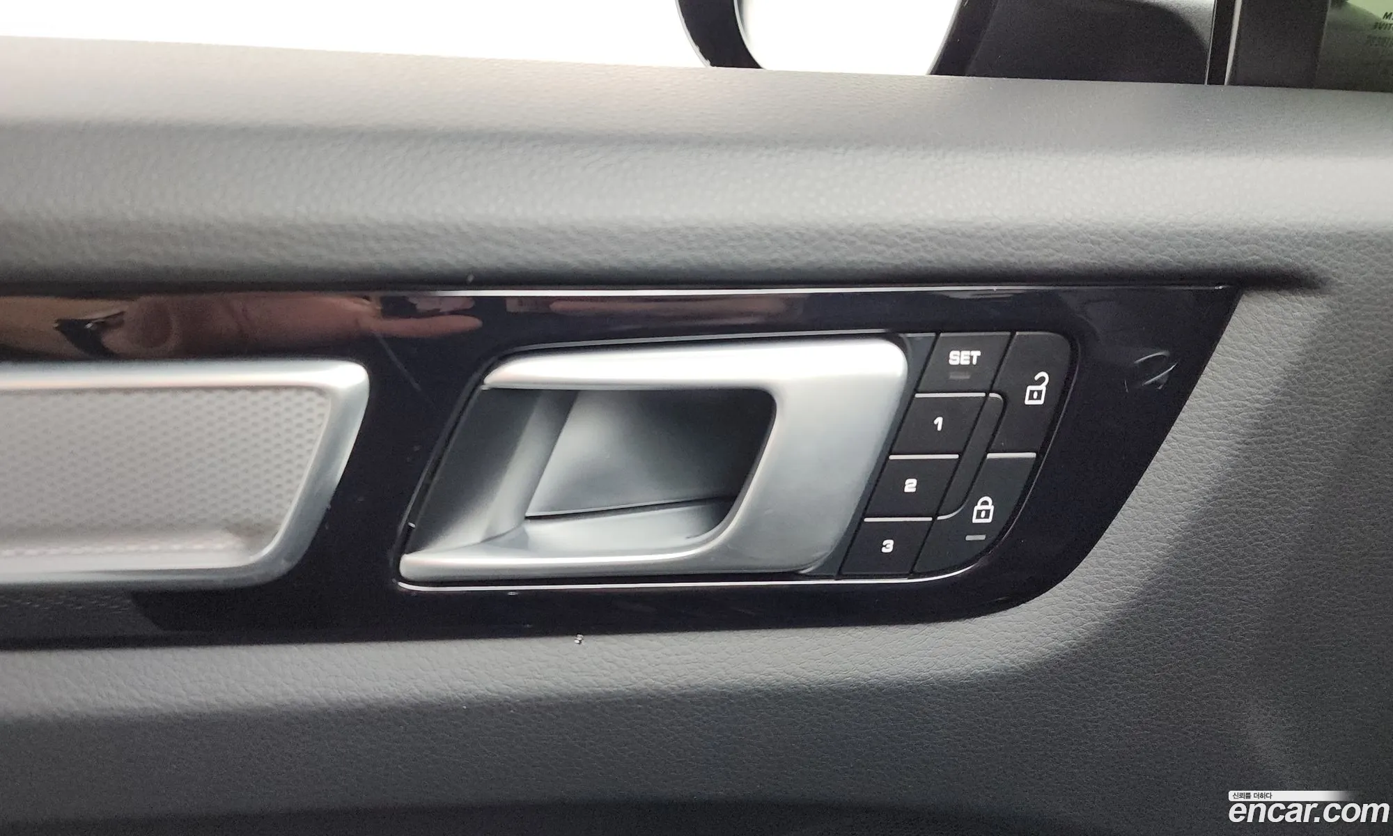 Porsche Cayenne 2022 11111111111111111 — 30