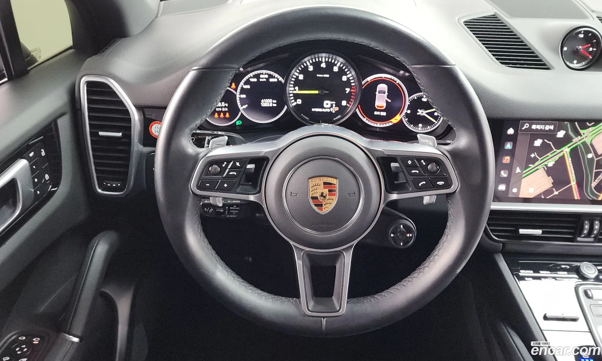Porsche Cayenne 2022 11111111111111111 — 32