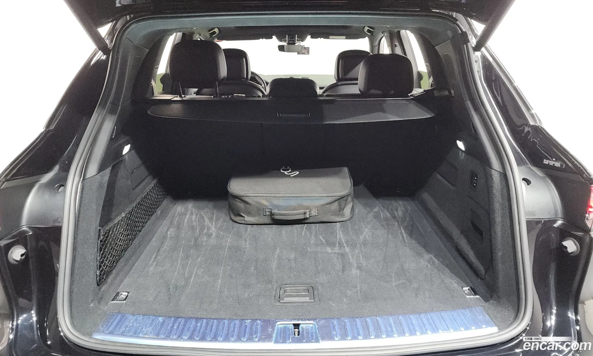 Porsche Cayenne 2022 11111111111111111 — 3