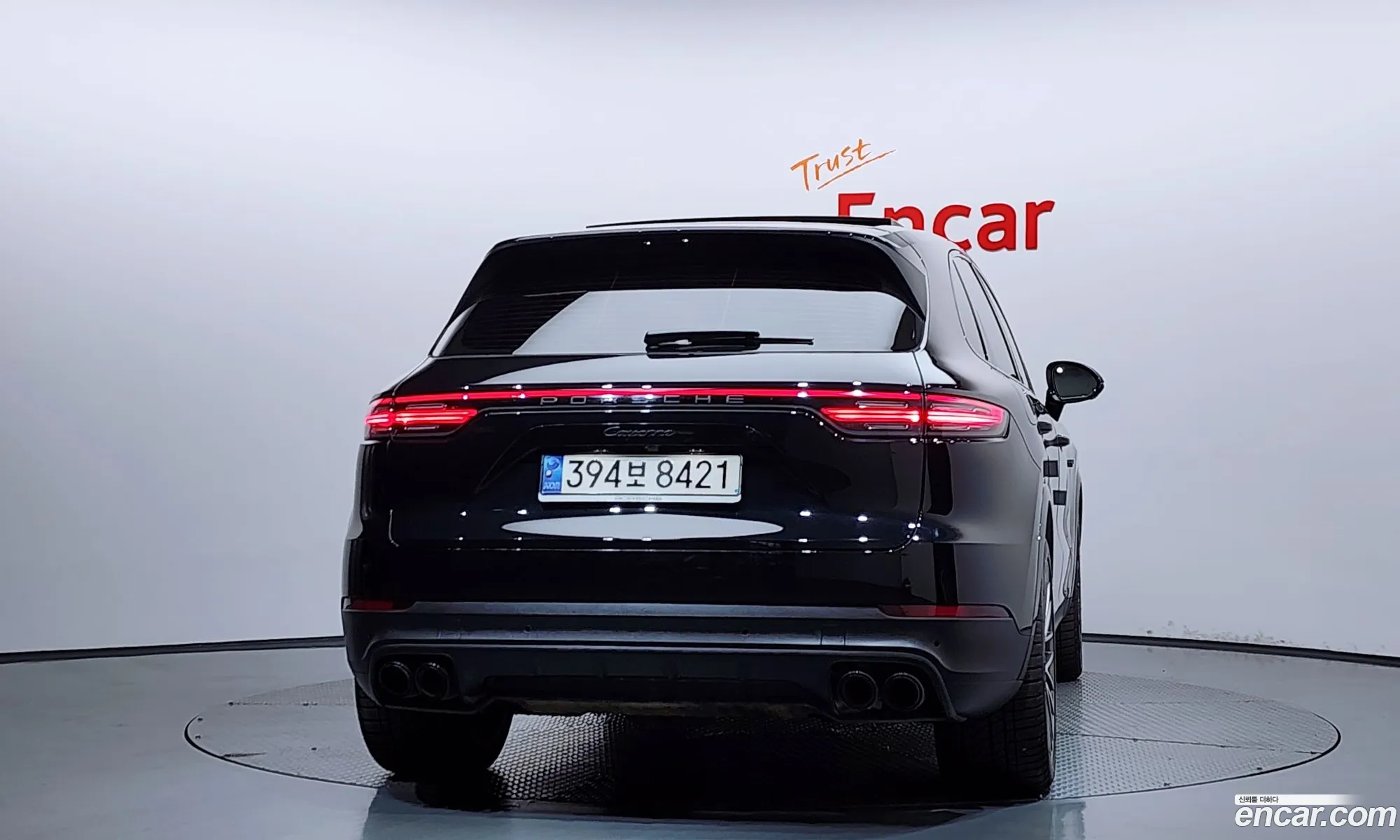 Porsche Cayenne 2022 11111111111111111 — 16