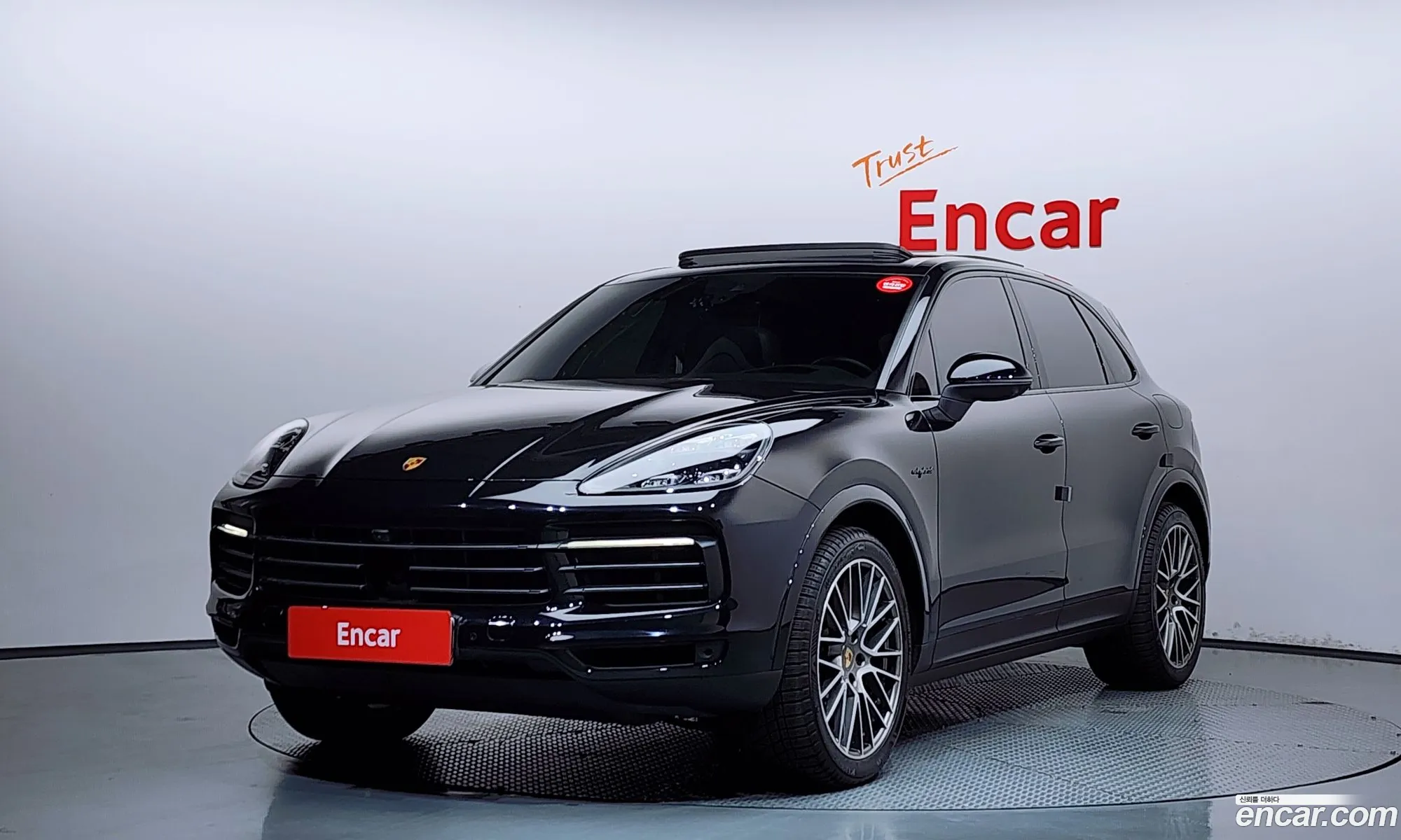 Porsche Cayenne 2022 11111111111111111 — 33