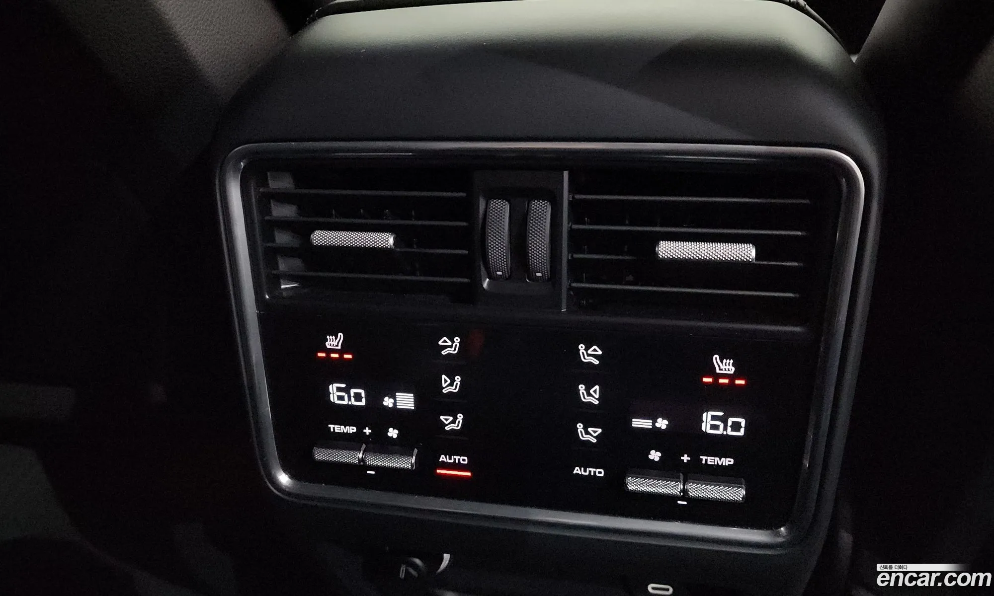 Porsche Cayenne 2022 11111111111111111 — 24