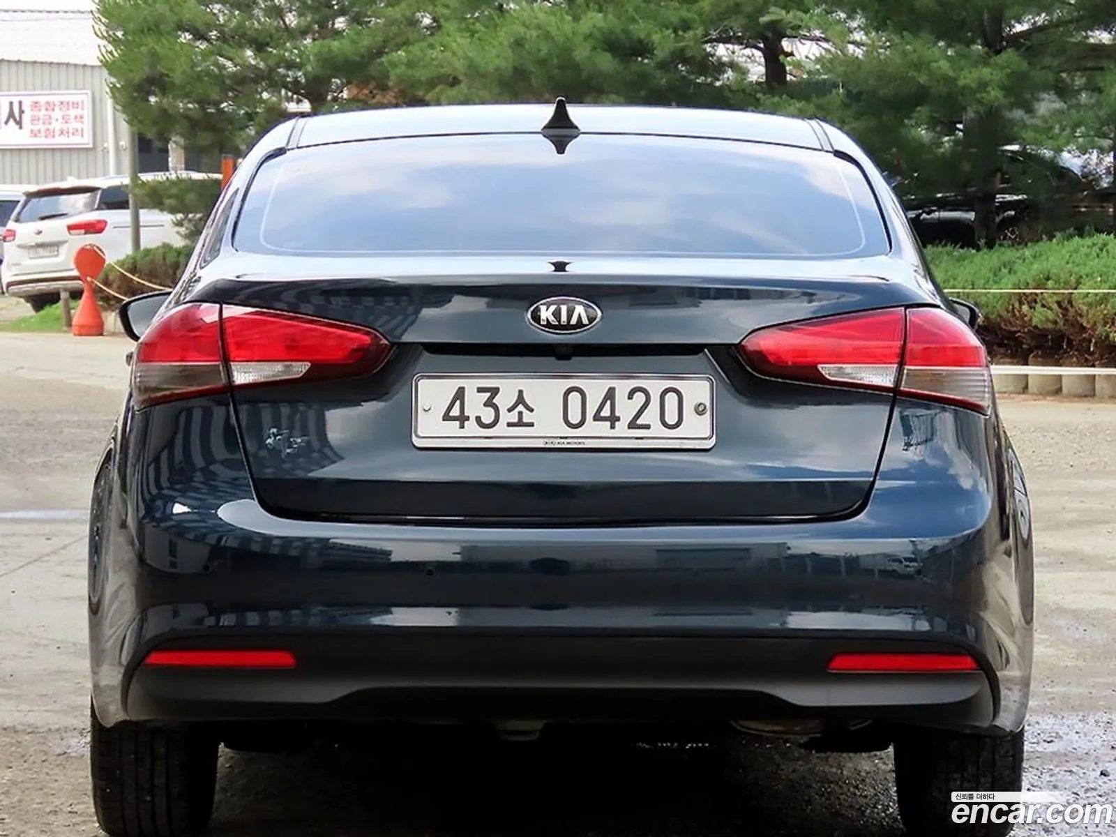 Kia K3 2016 — 2