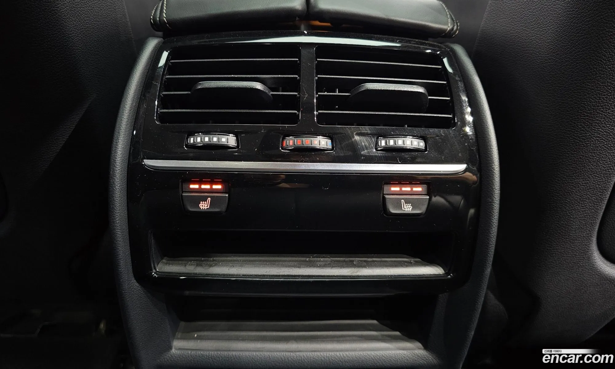 BMW 5 Series 2018 WBAJD9105JB277161 — 8