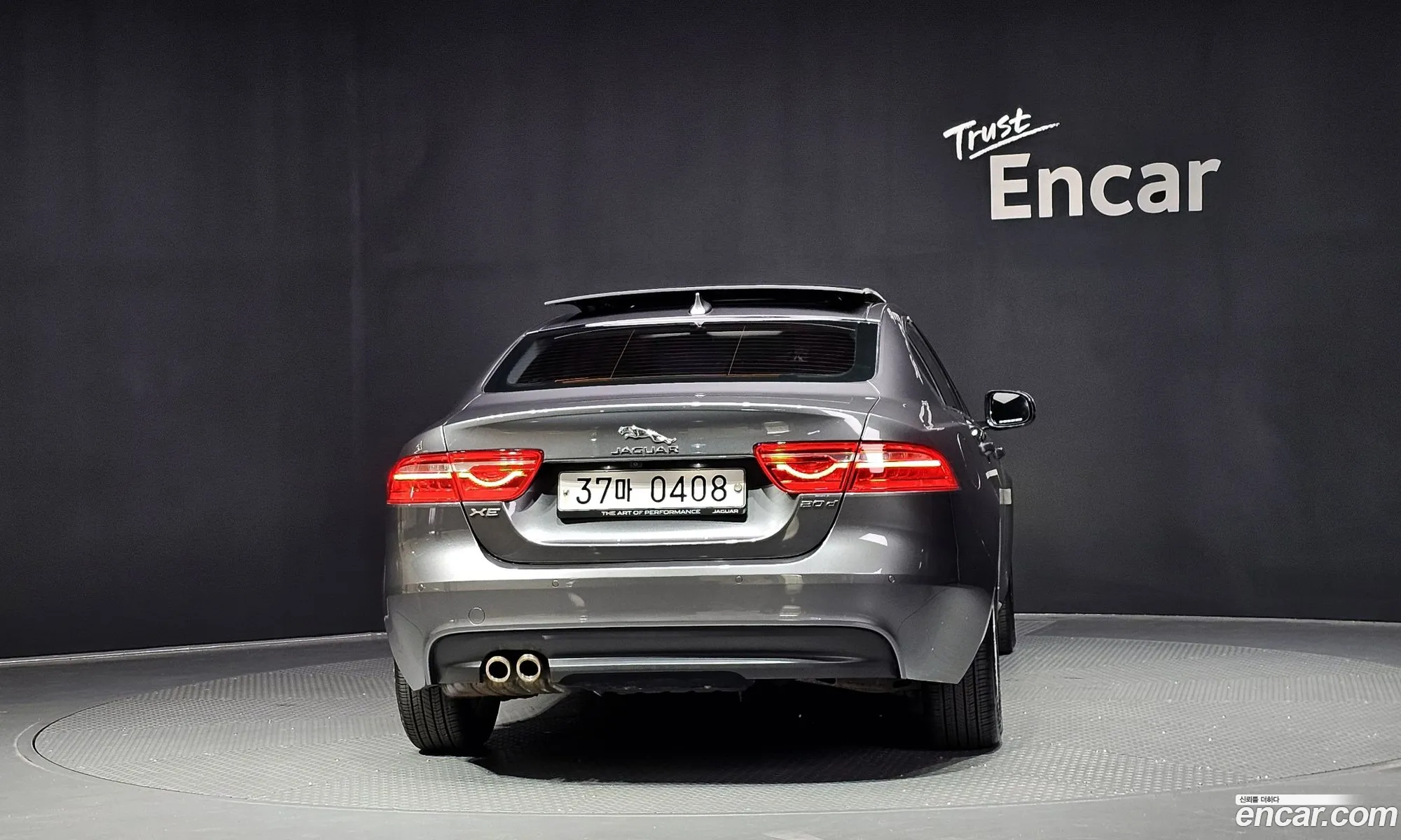 Jaguar XE 2015 — 4
