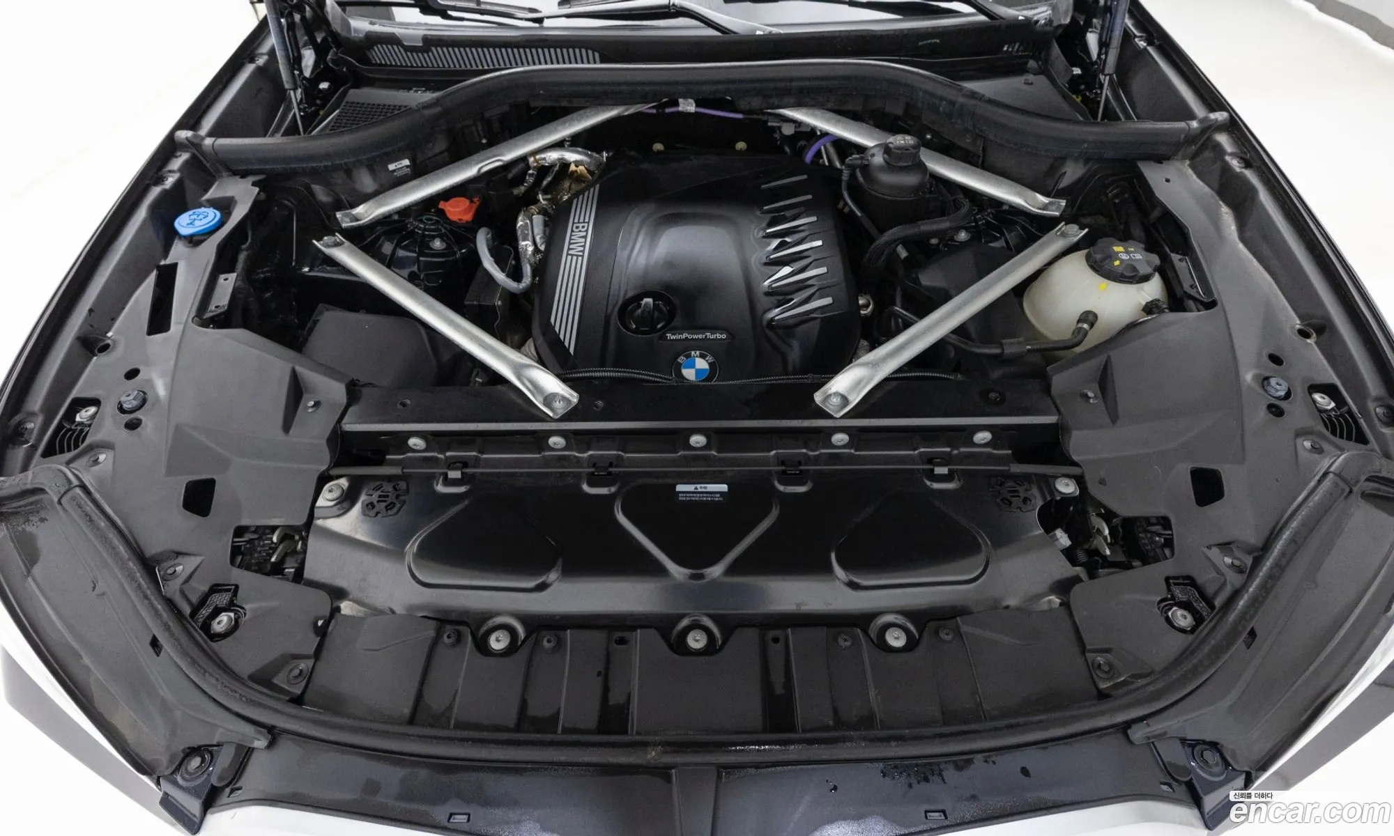BMW X6 2023 — 18