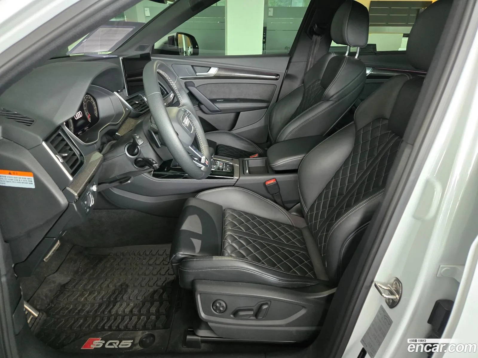 Audi SQ5 2022 — 12