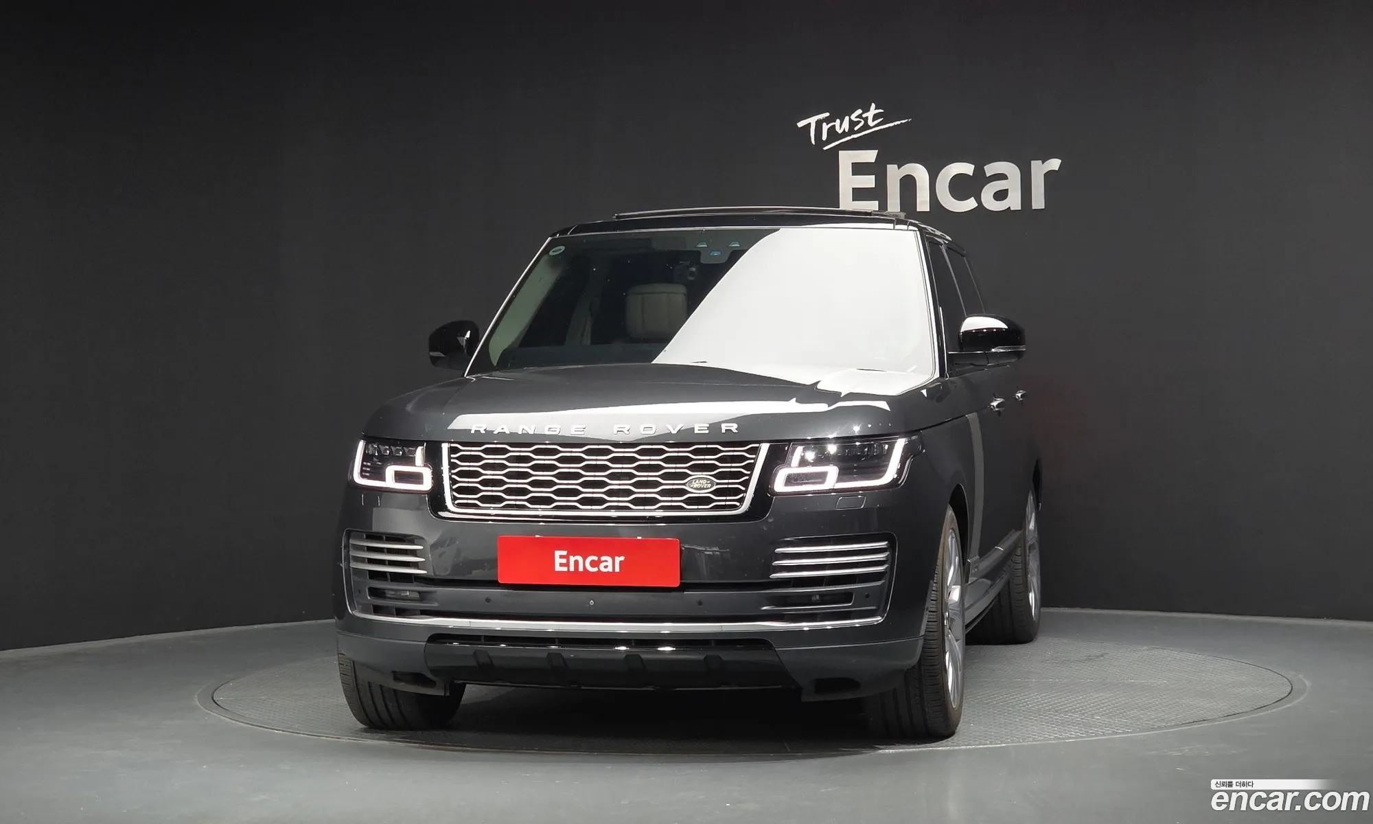Land Rover Range Rover 2018 — 9