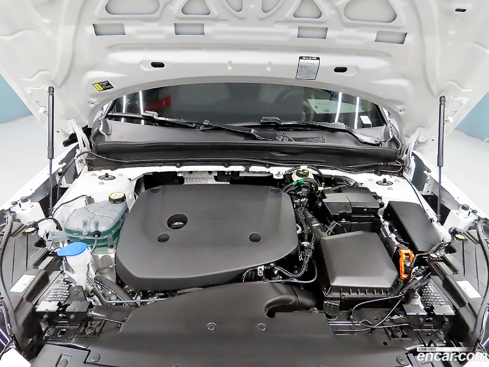 Volvo XC40 2025 — 20