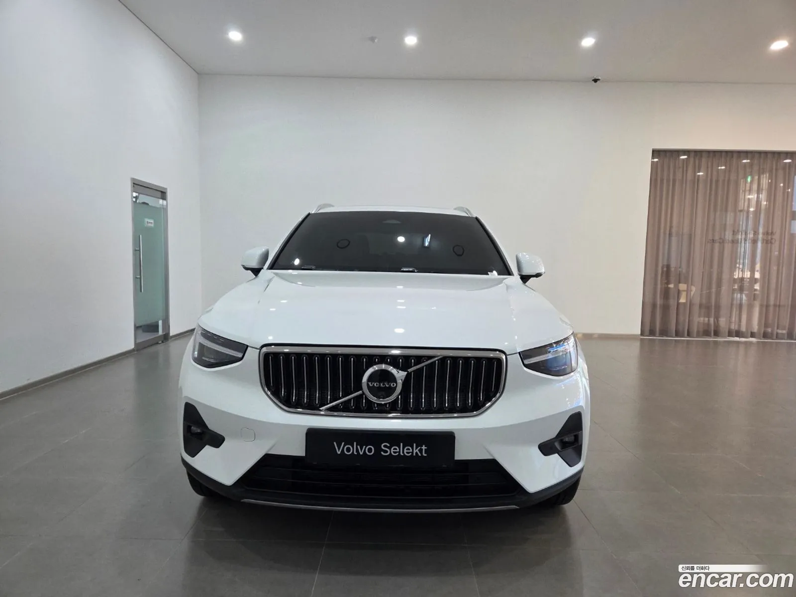 Volvo XC40 2025 — 5