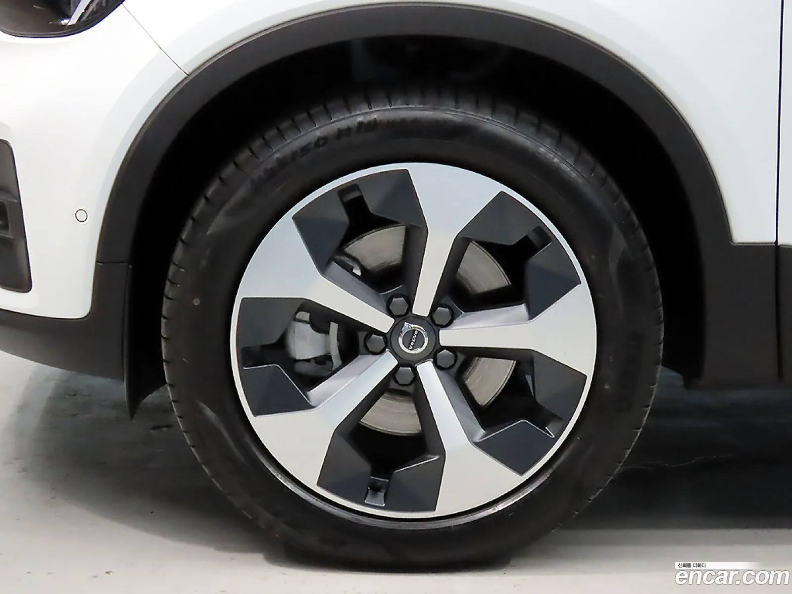 Volvo XC40 2025 — 15