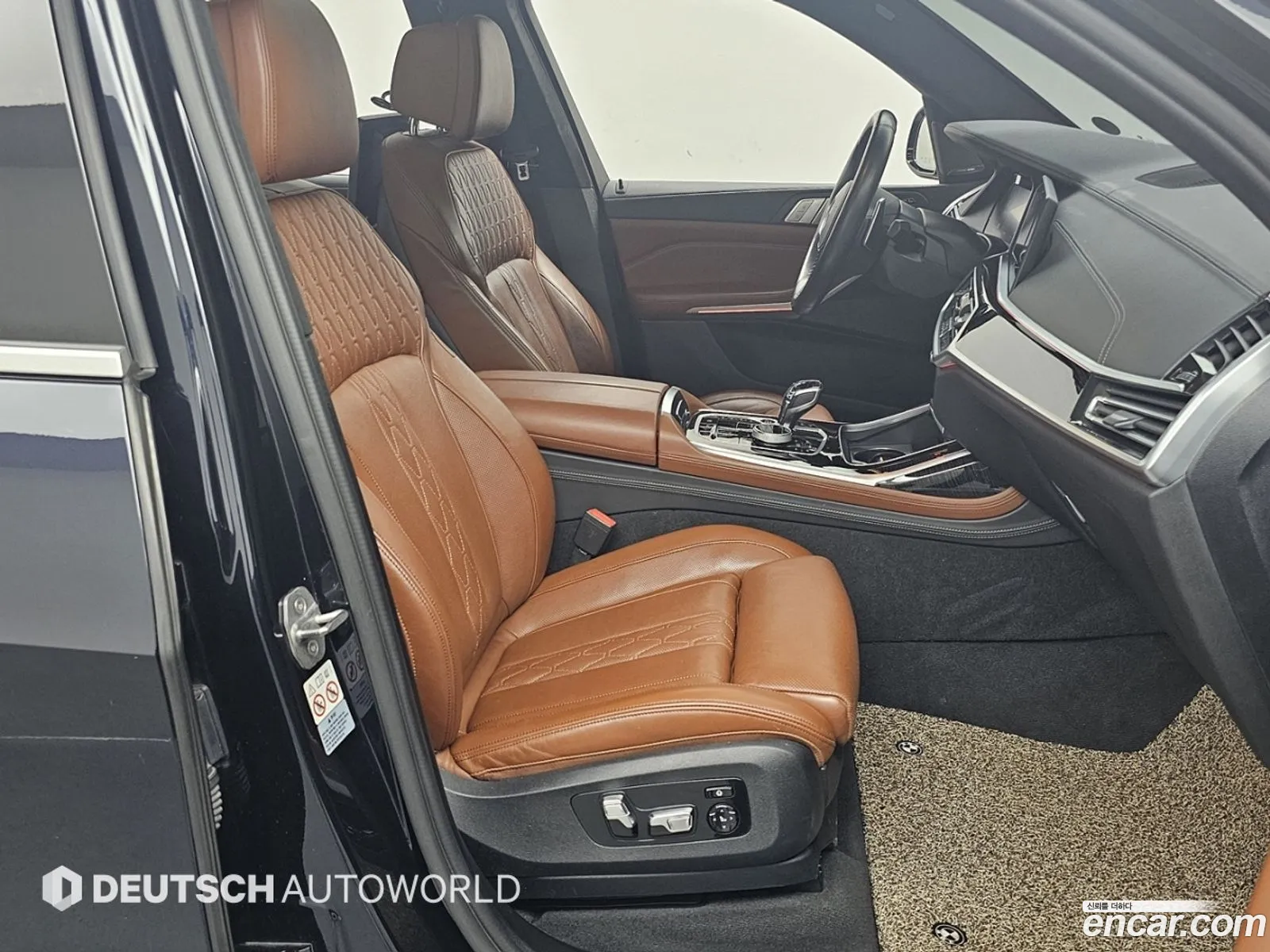 BMW X7 2020 — 17