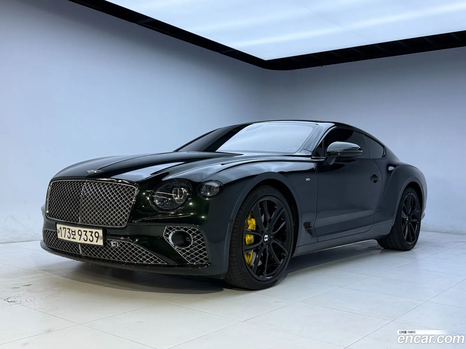 Bentley Continental GT 2021 — 11