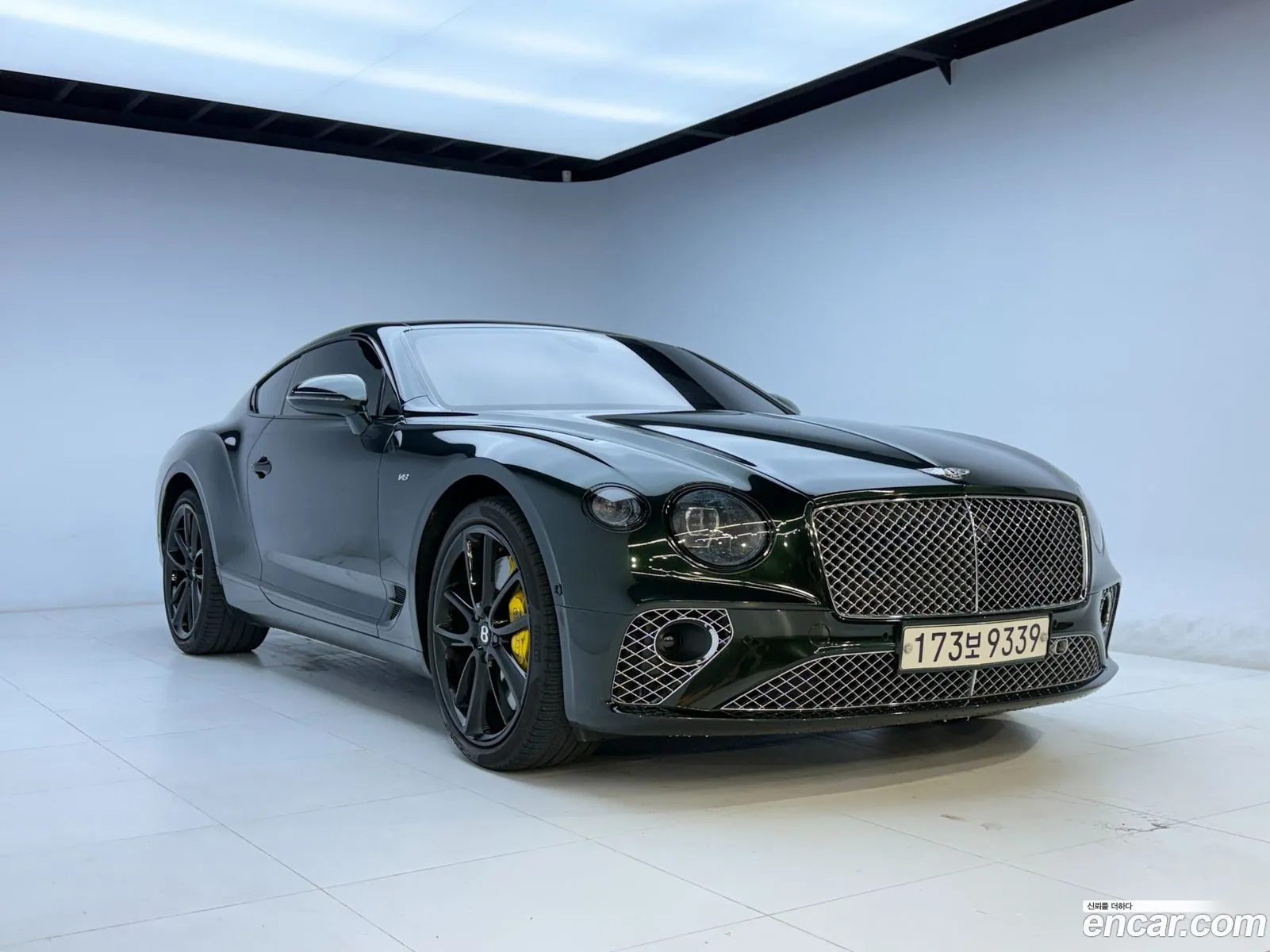 Bentley Continental GT 2021 — 14
