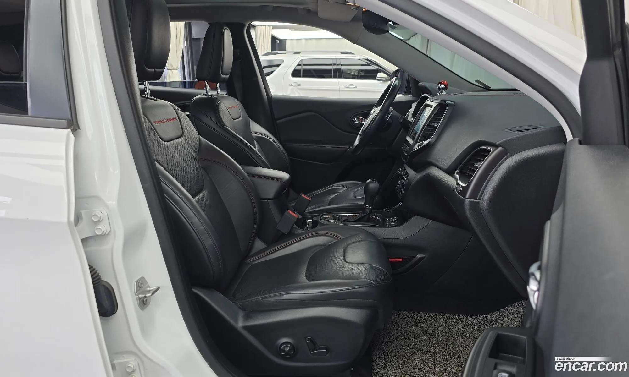 Jeep Cherokee 2020 1C4PJMBX4LD608467 — 27