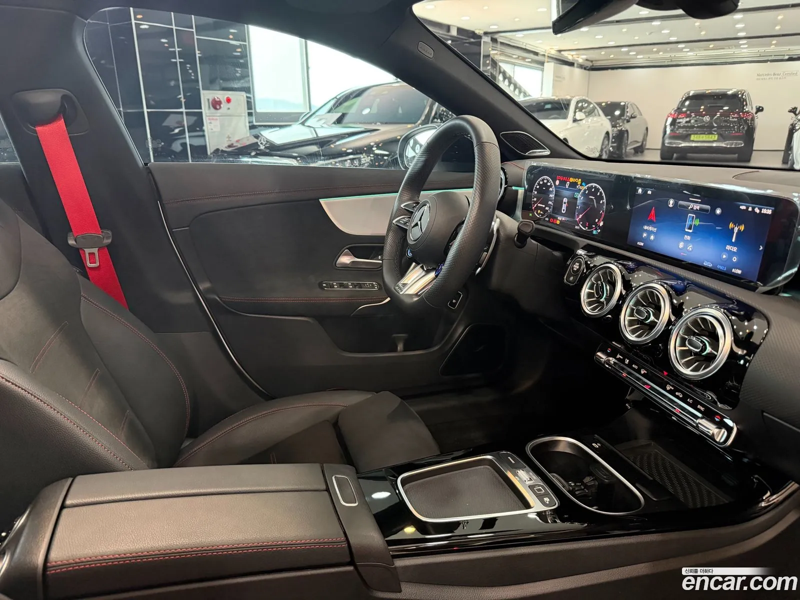 Mercedes-Benz CLA-Class C118 2025 — 9