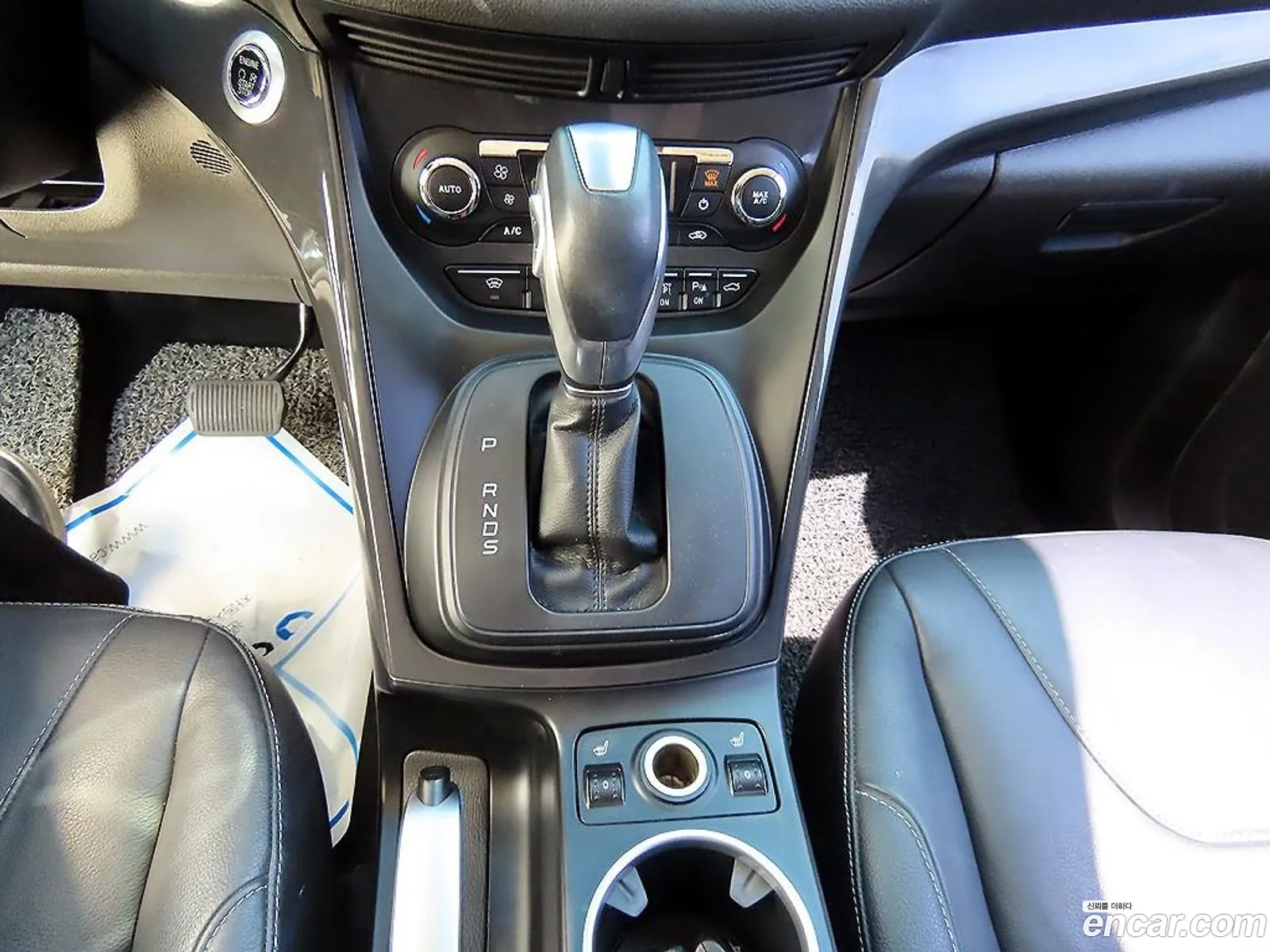 Ford Kuga 2016 — 14