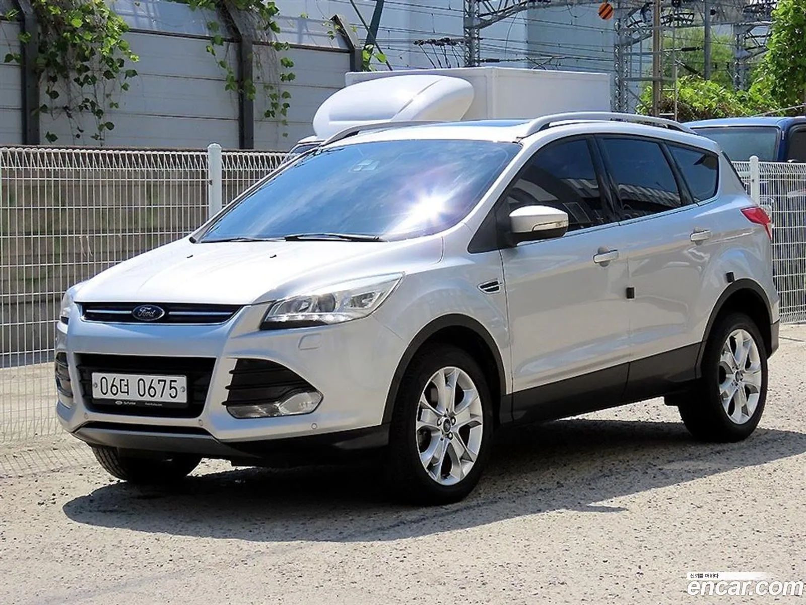 Ford Kuga 2016 — 10