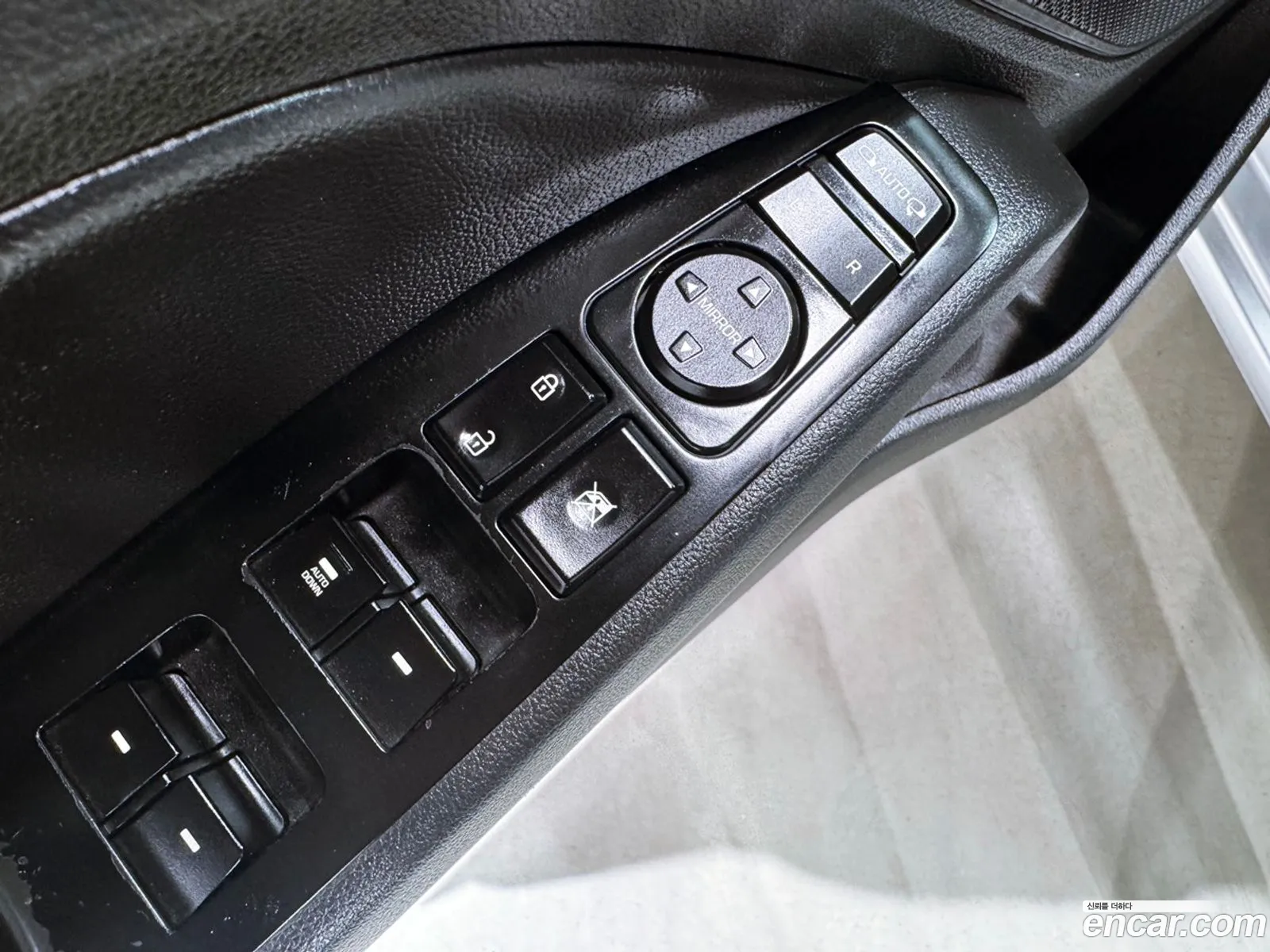 Hyundai Elantra AD 2015 — 2
