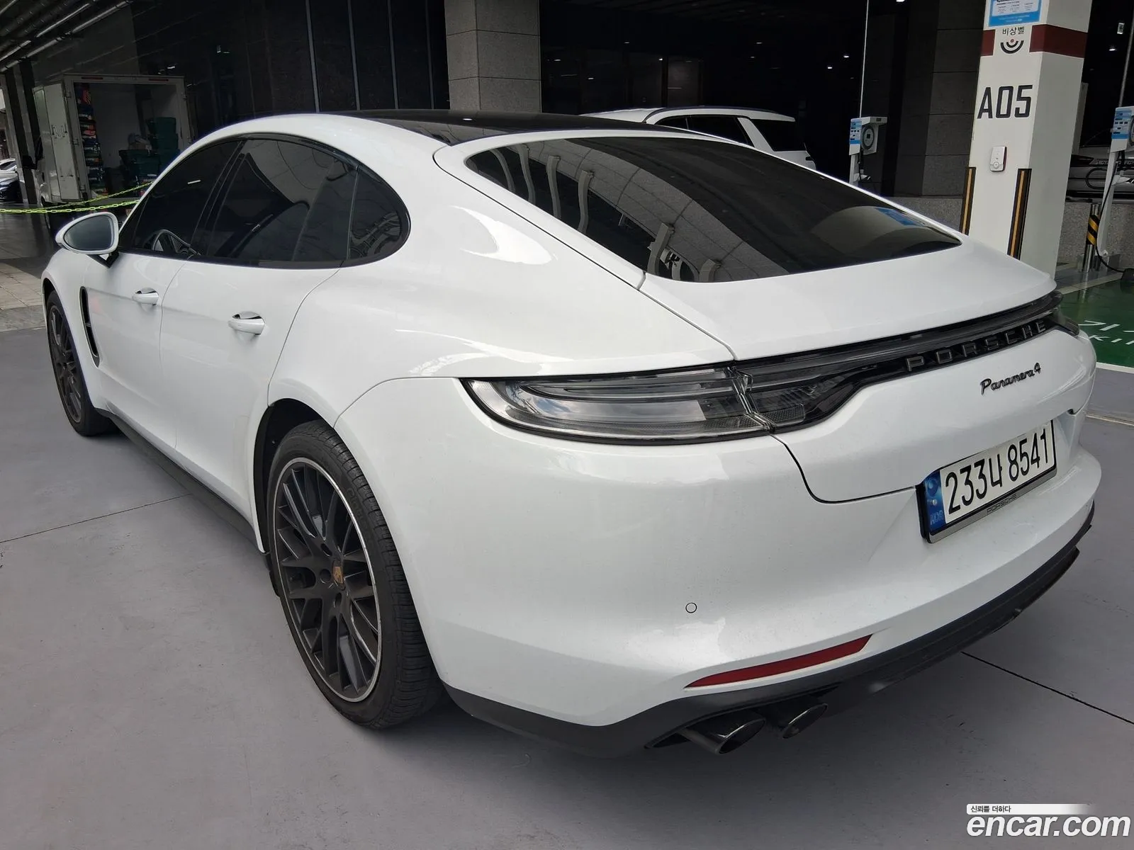 Porsche Panamera 2022 — 20