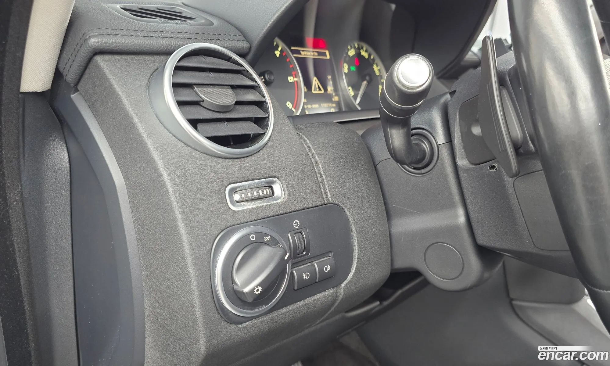 Land Rover Discovery 4 2015 SALLAAAG6GA779211 — 16
