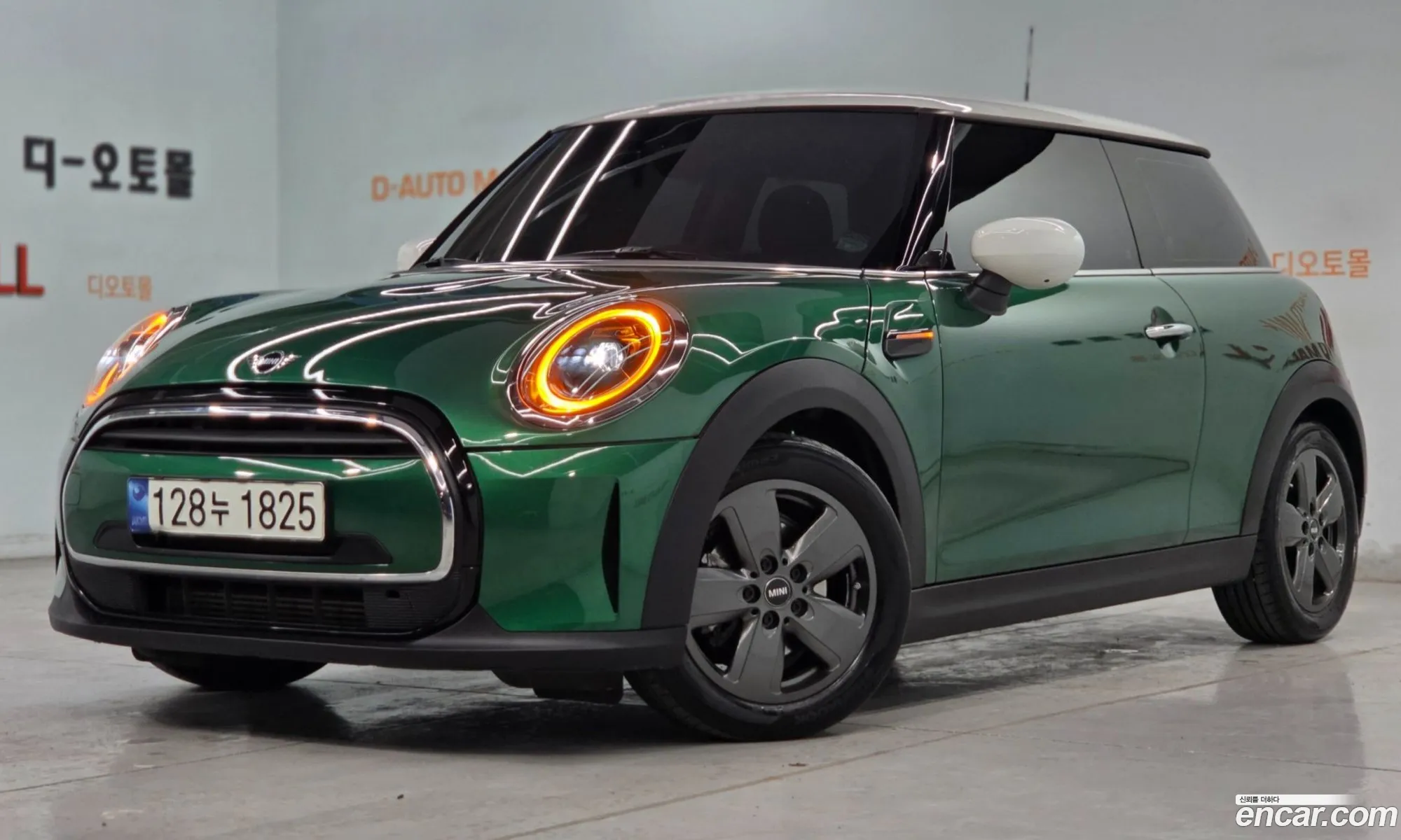 Mini Cooper 2021 — 16