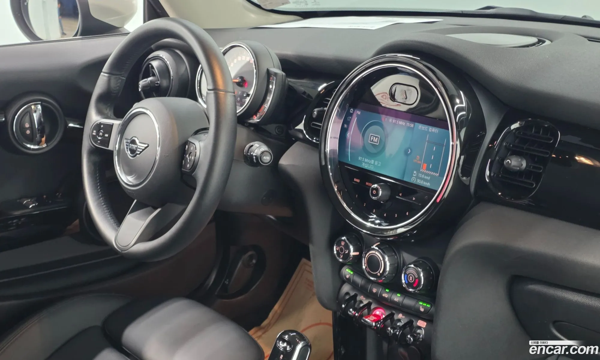 Mini Cooper 2021 — 8
