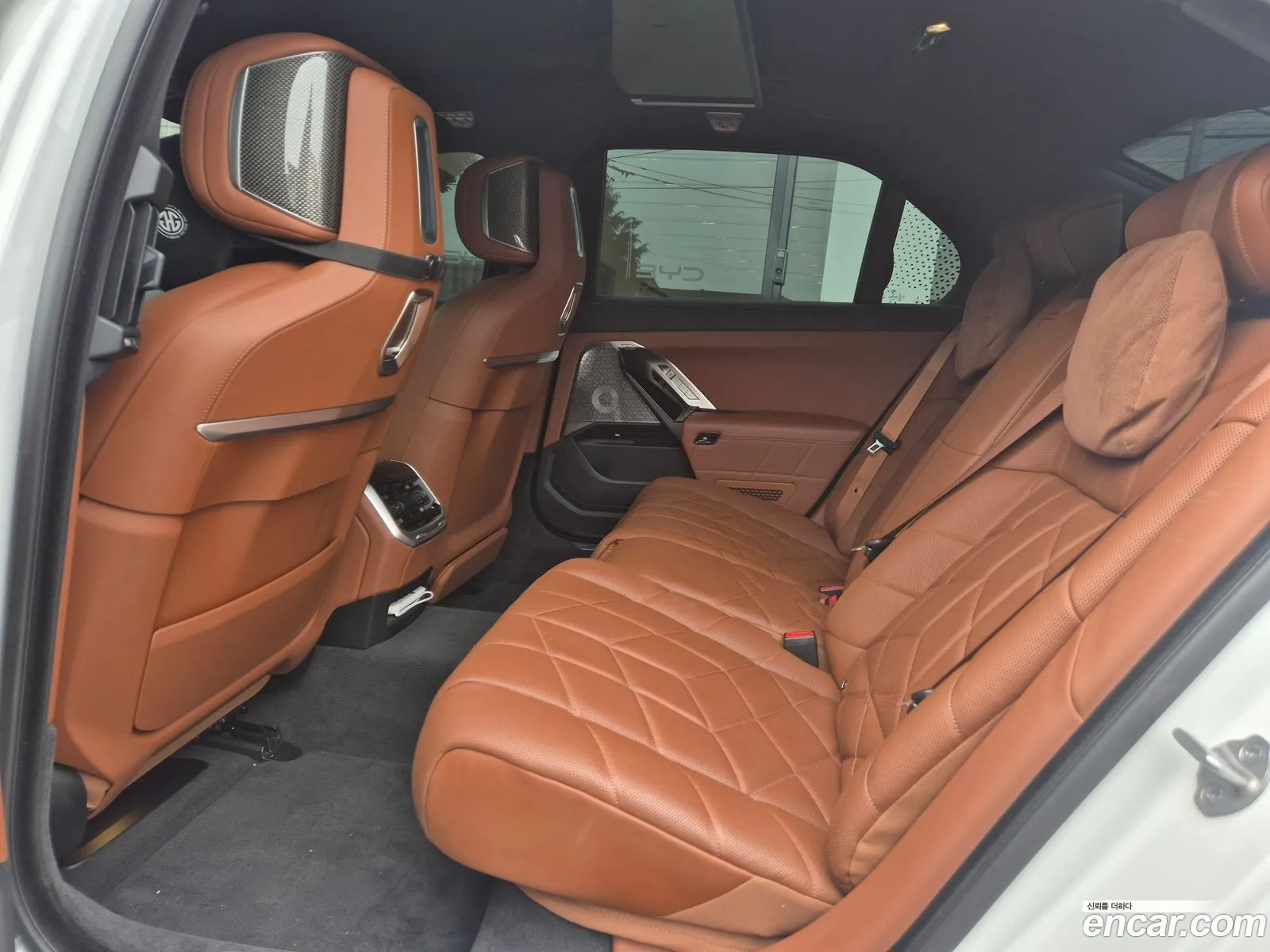 BMW i7 2024 — 15