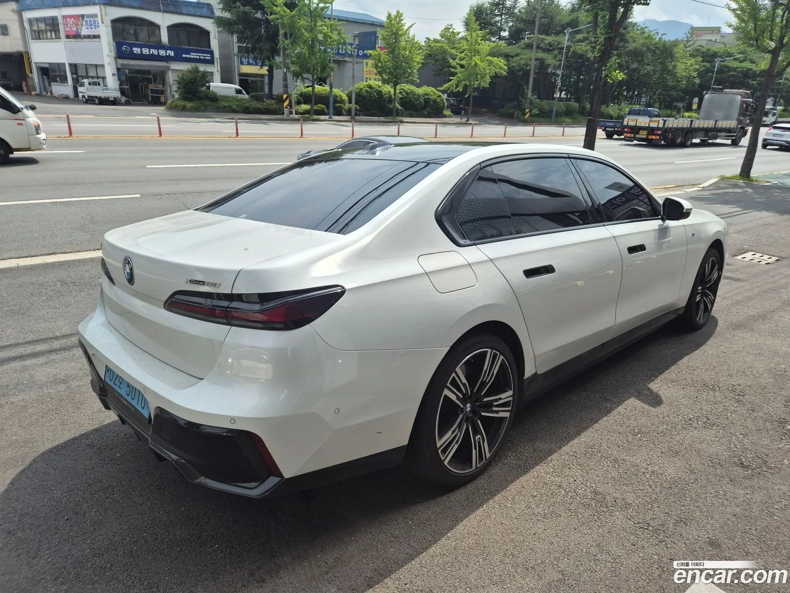 BMW i7 2024 — 4