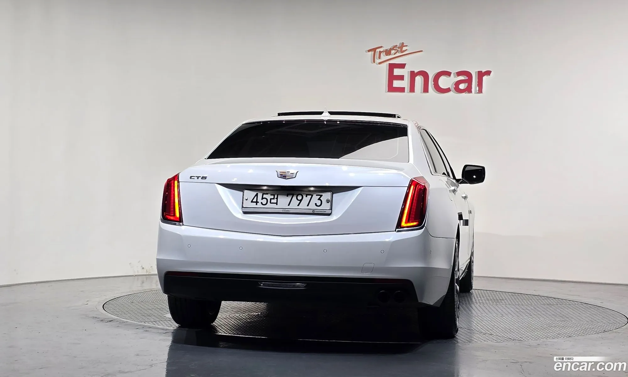 Cadillac CT6 2018 — 18