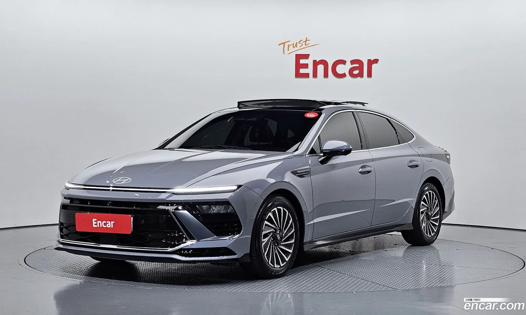 Hyundai Sonata the Edge Hybrid 2024 — 3