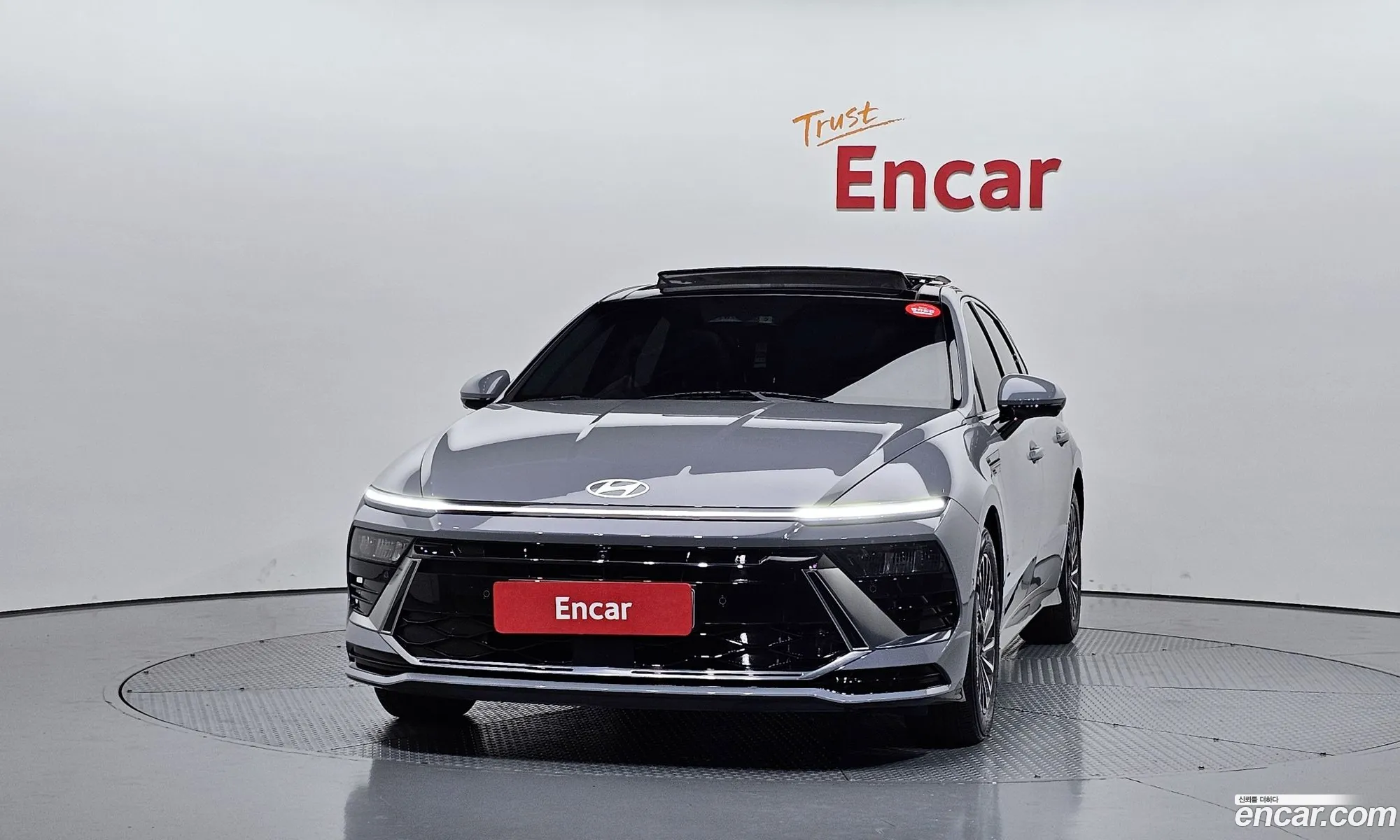 Hyundai Sonata the Edge Hybrid 2024 — 4