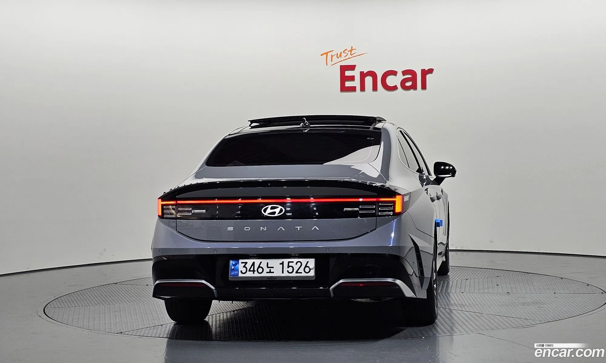 Hyundai Sonata the Edge Hybrid 2024 — 4