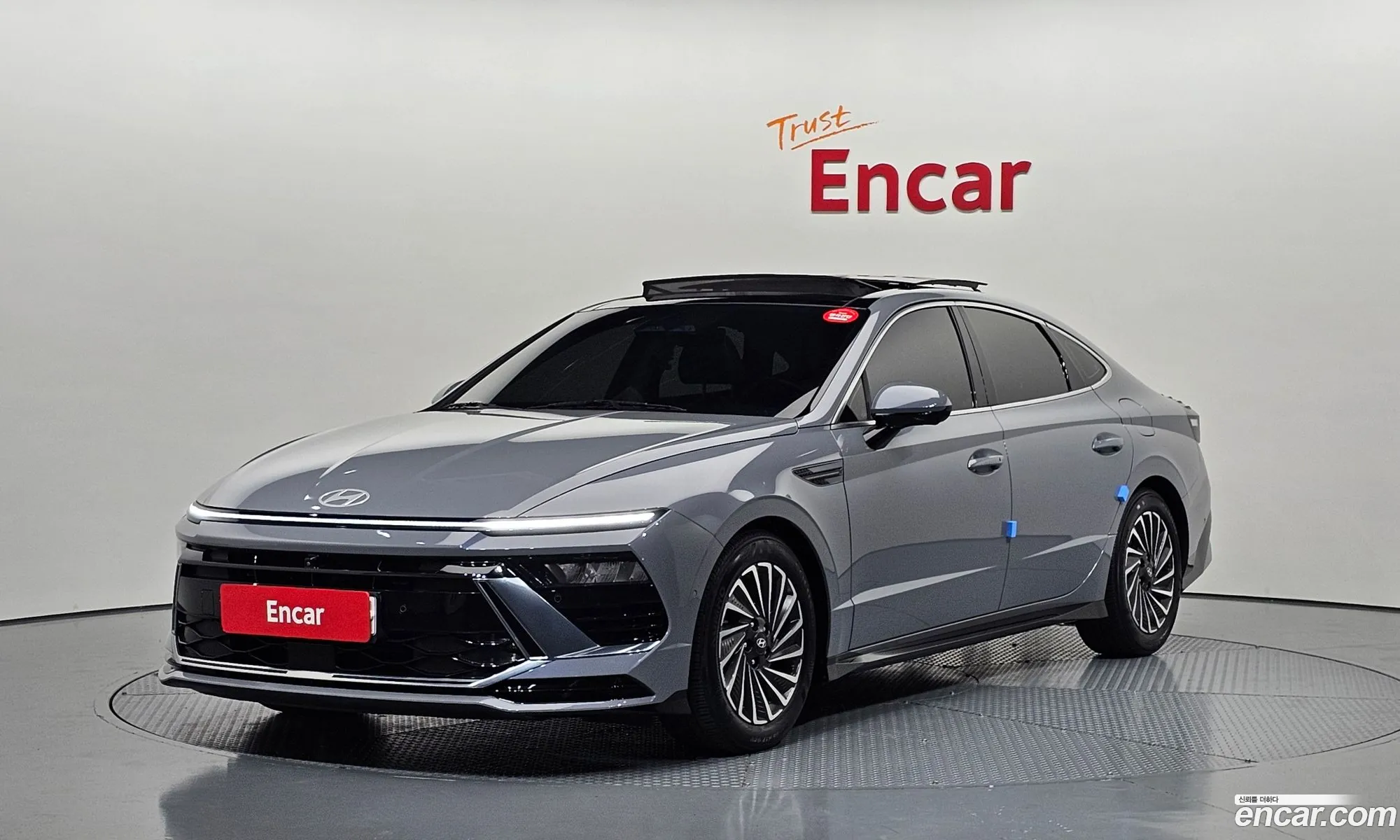 Hyundai Sonata the Edge Hybrid 2024 — 3
