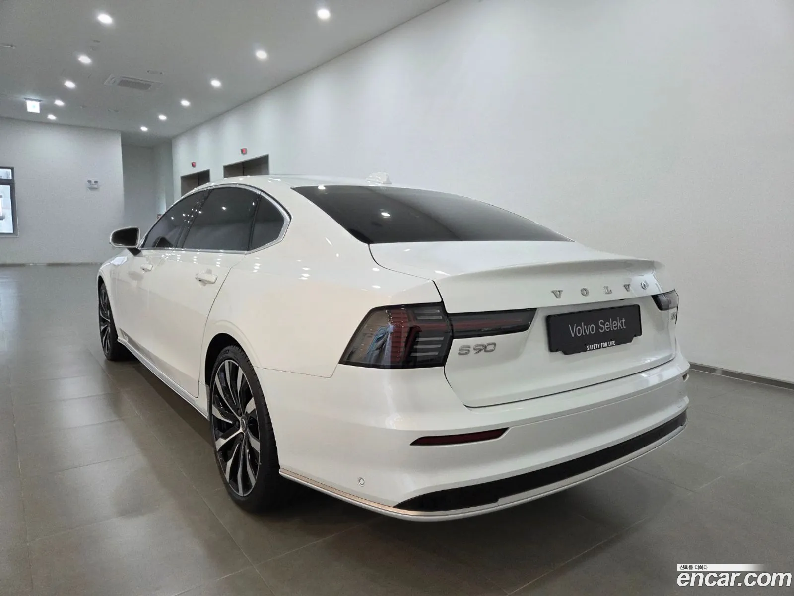 Volvo S90 2025 — 14