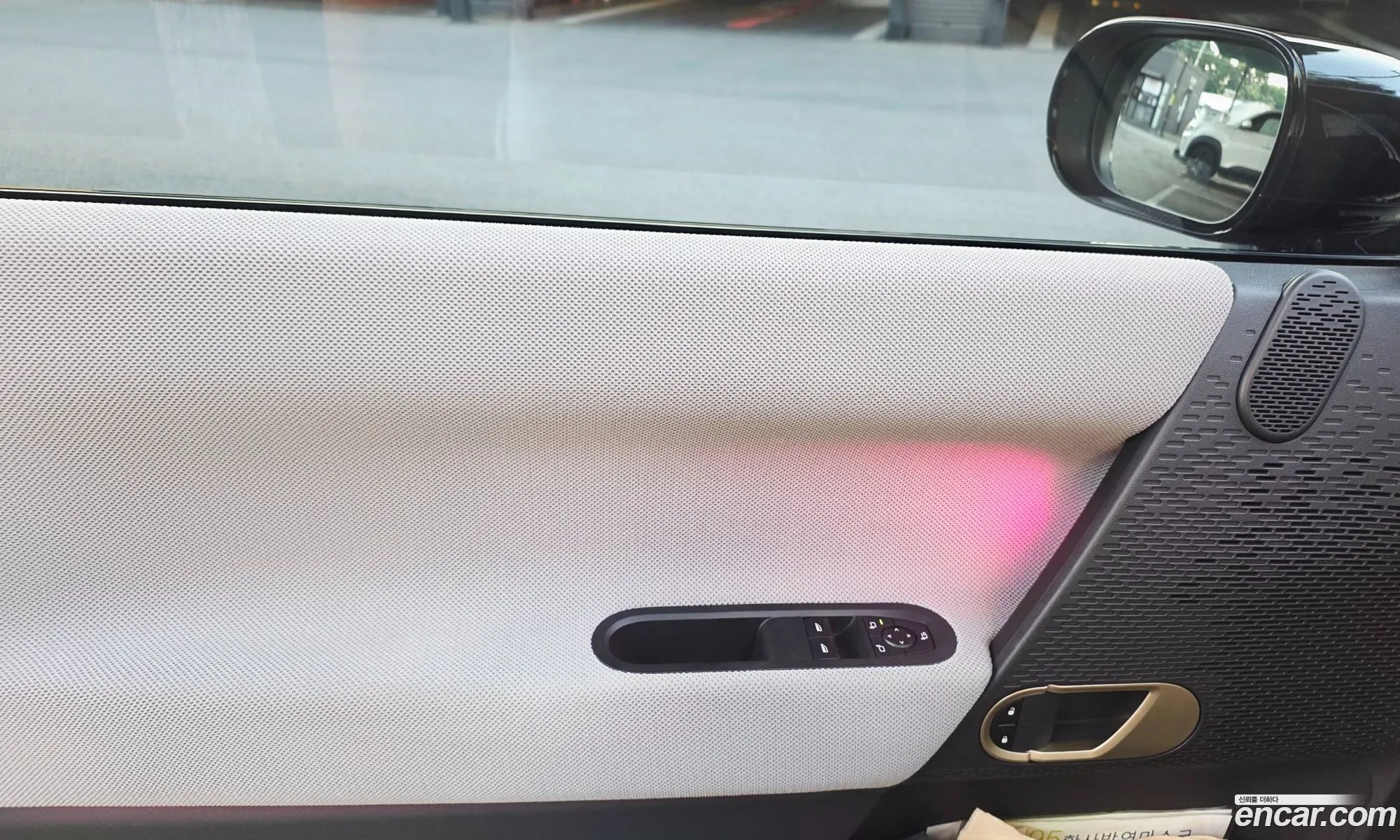 Mini Cooper Electric 2024 — 5