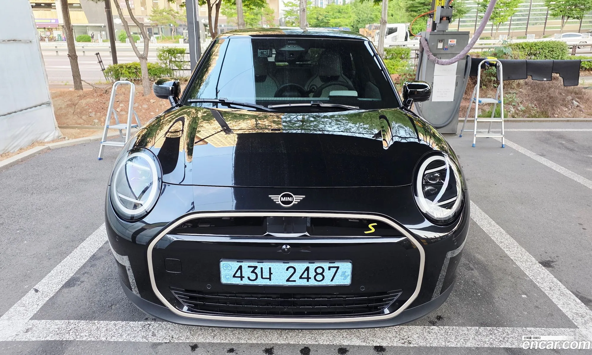 Mini Cooper Electric 2024 — 11