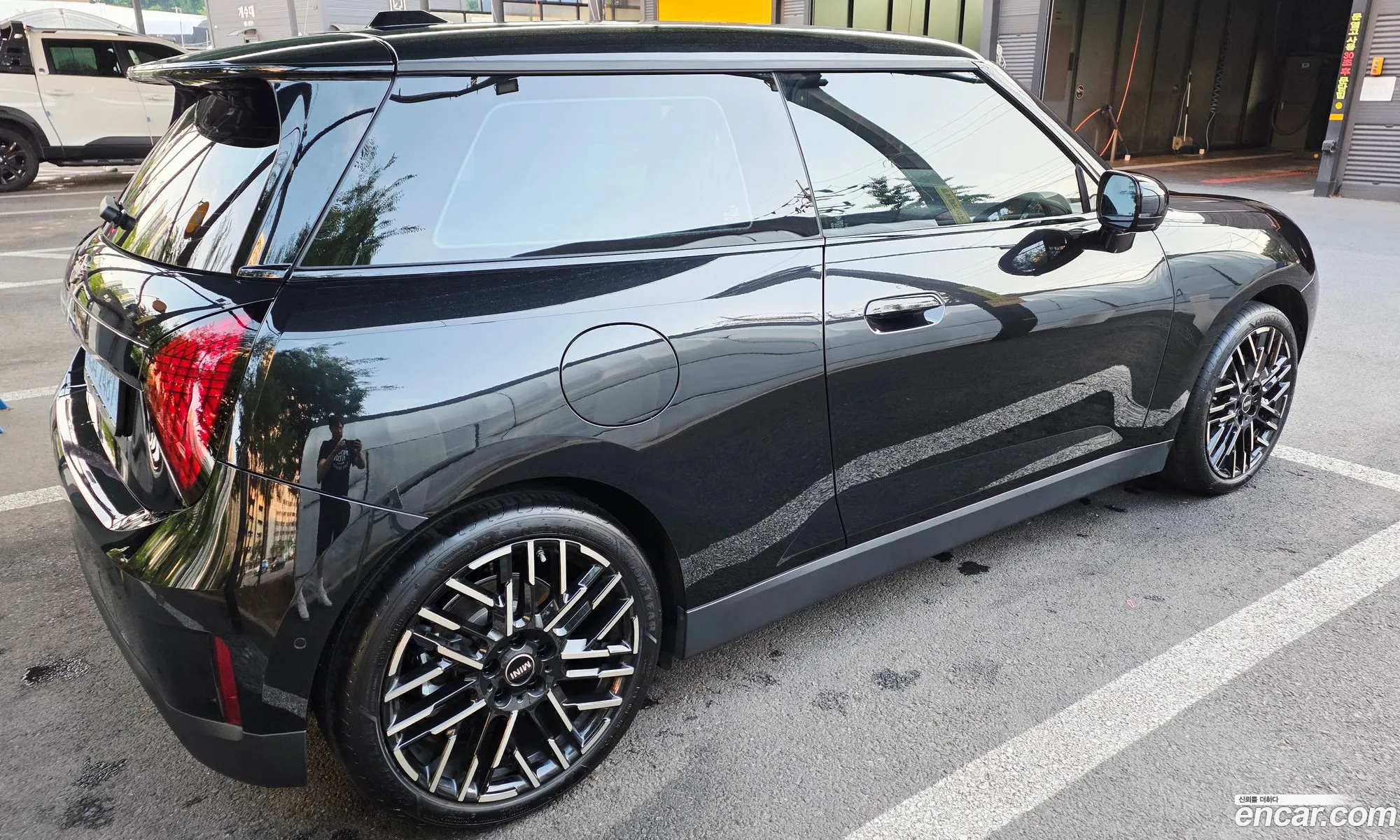 Mini Cooper Electric 2024 — 14