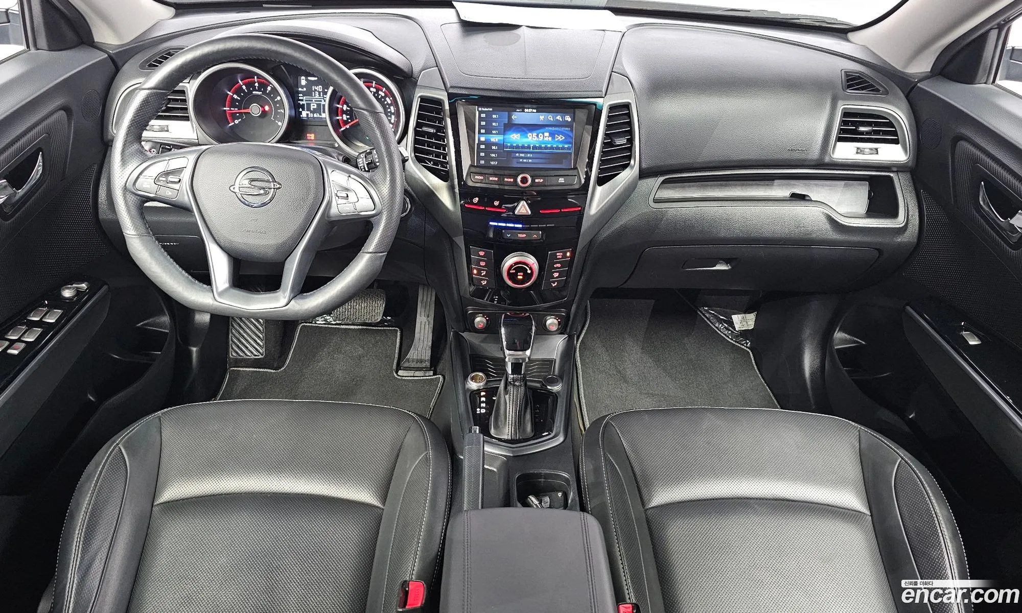 KG Mobility (SsangYong) Tivoli Armour 2018 — 4