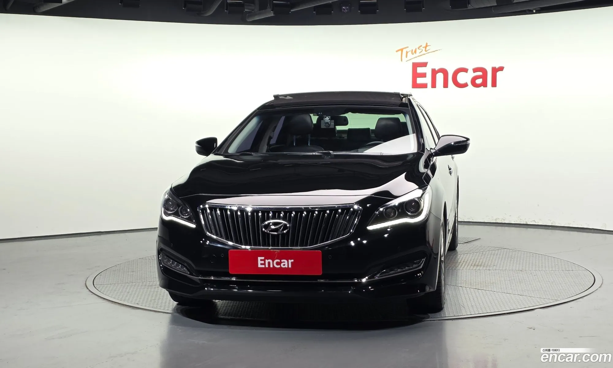 Hyundai Aslan 2015 — 2