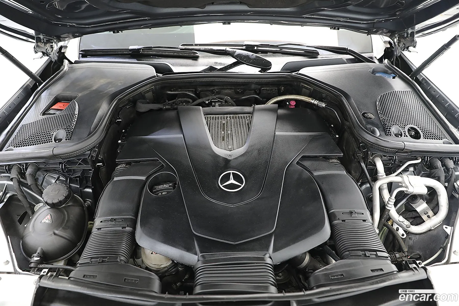 Mercedes-Benz E-Class W213 2020 — 12