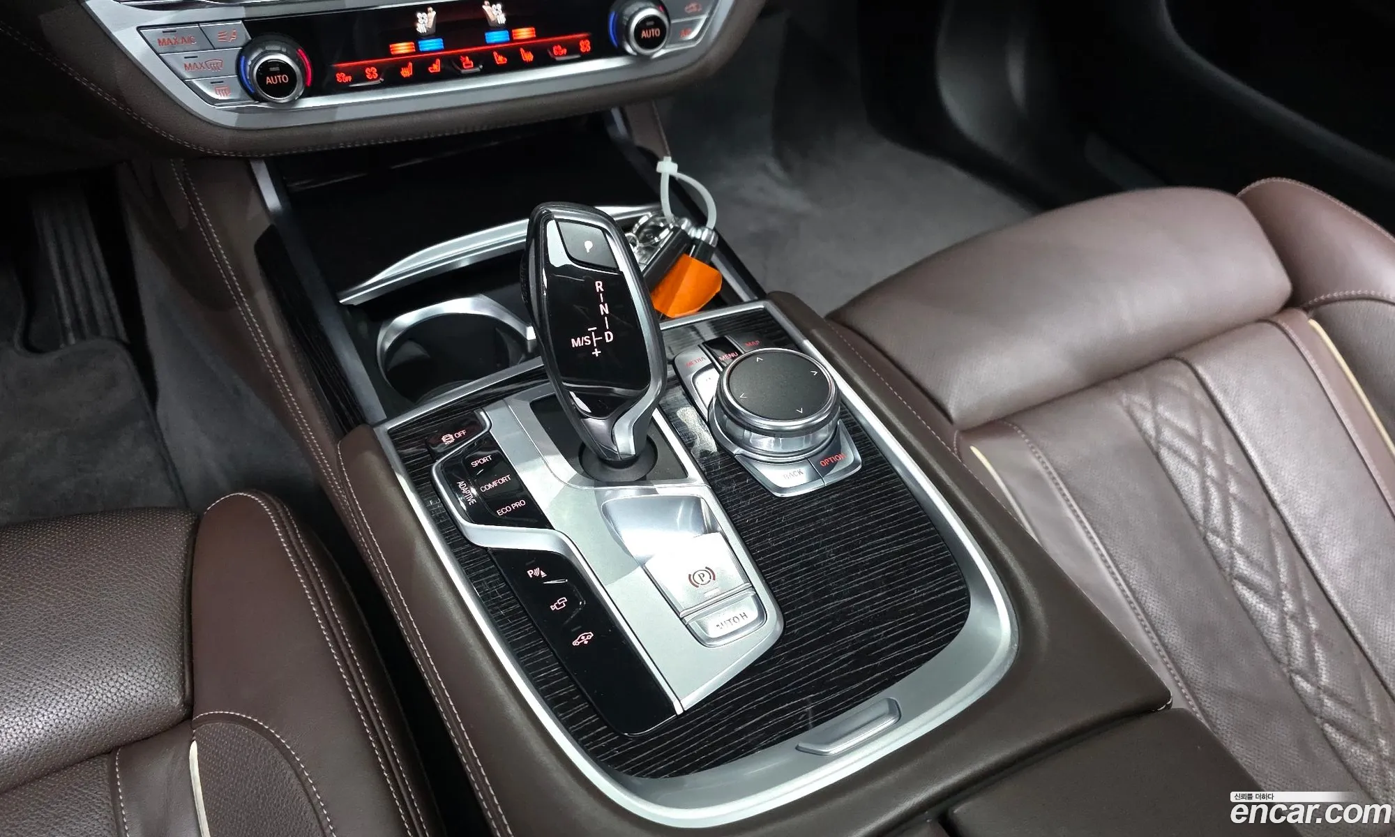 BMW 7 Series 2017 WBA7E4108HGV25149 — 4