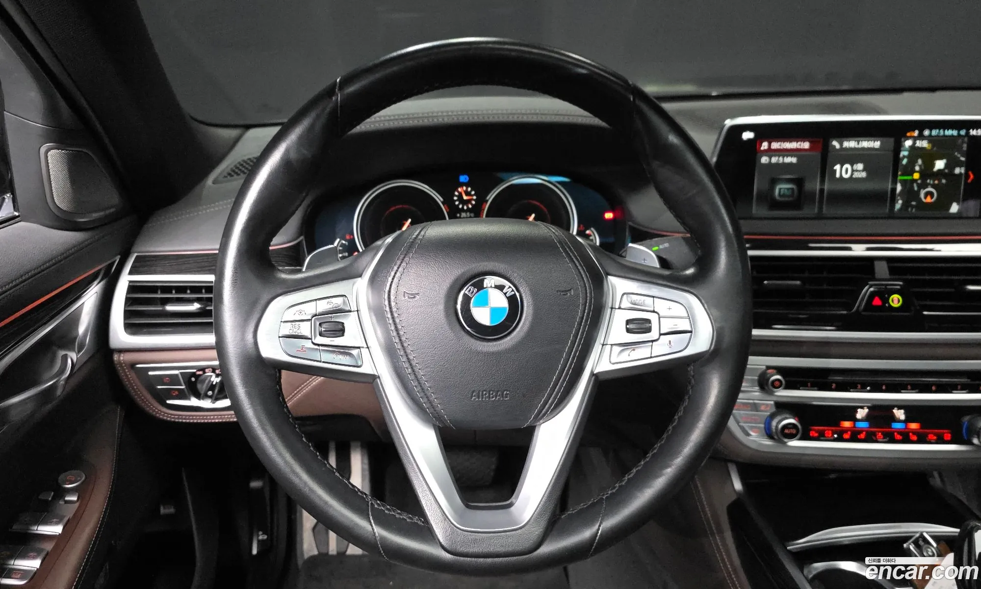 BMW 7 Series 2017 WBA7E4108HGV25149 — 6