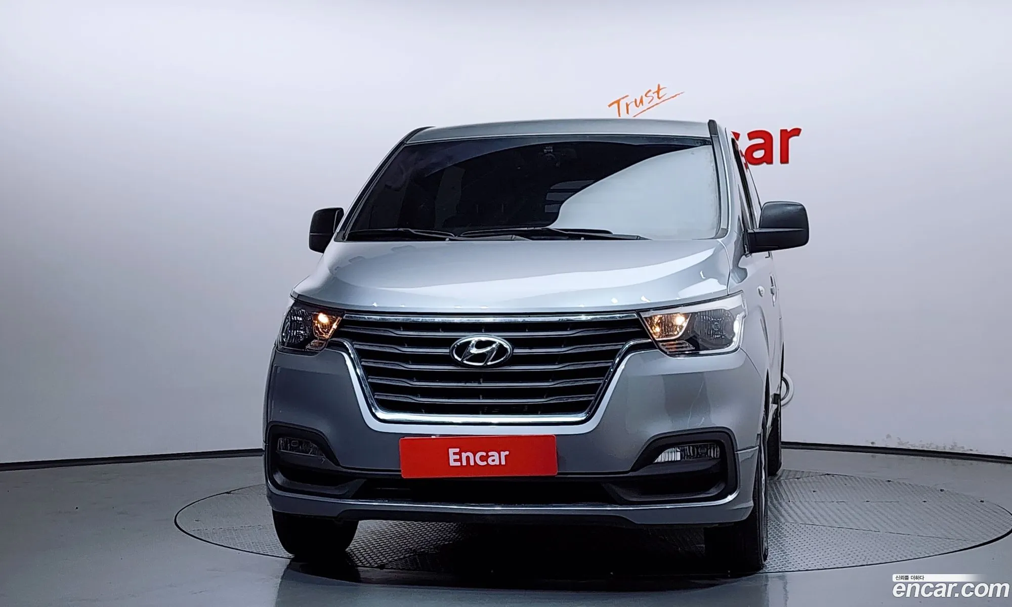 Hyundai Grand Starex 2020 — 4
