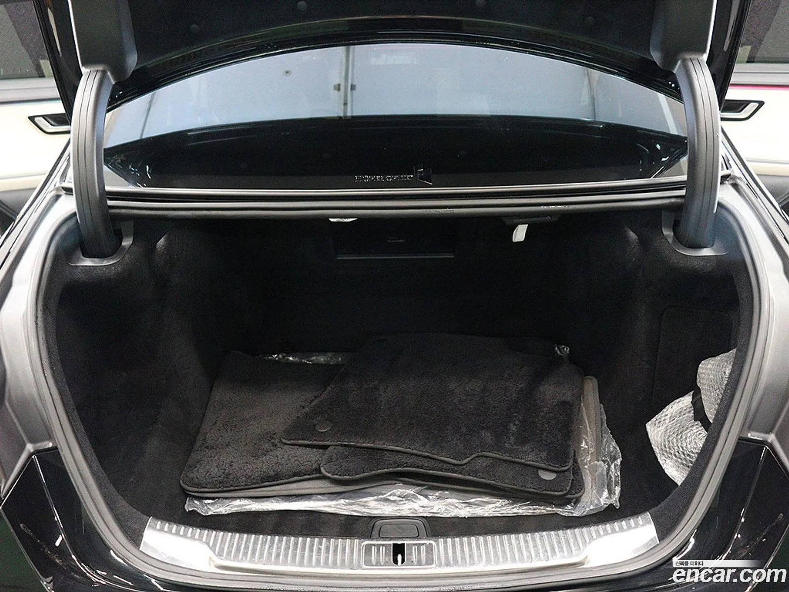 Mercedes-Benz S-Class W223 2023 — 12