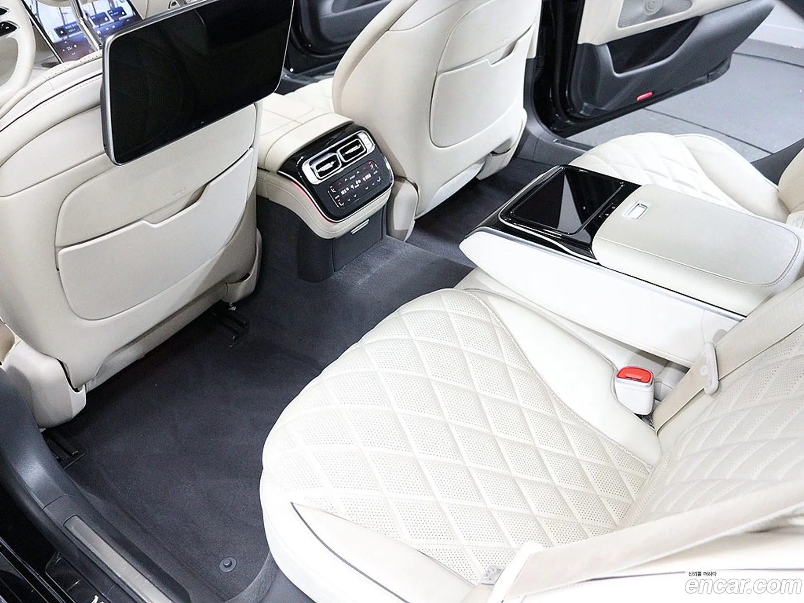 Mercedes-Benz S-Class W223 2023 — 14