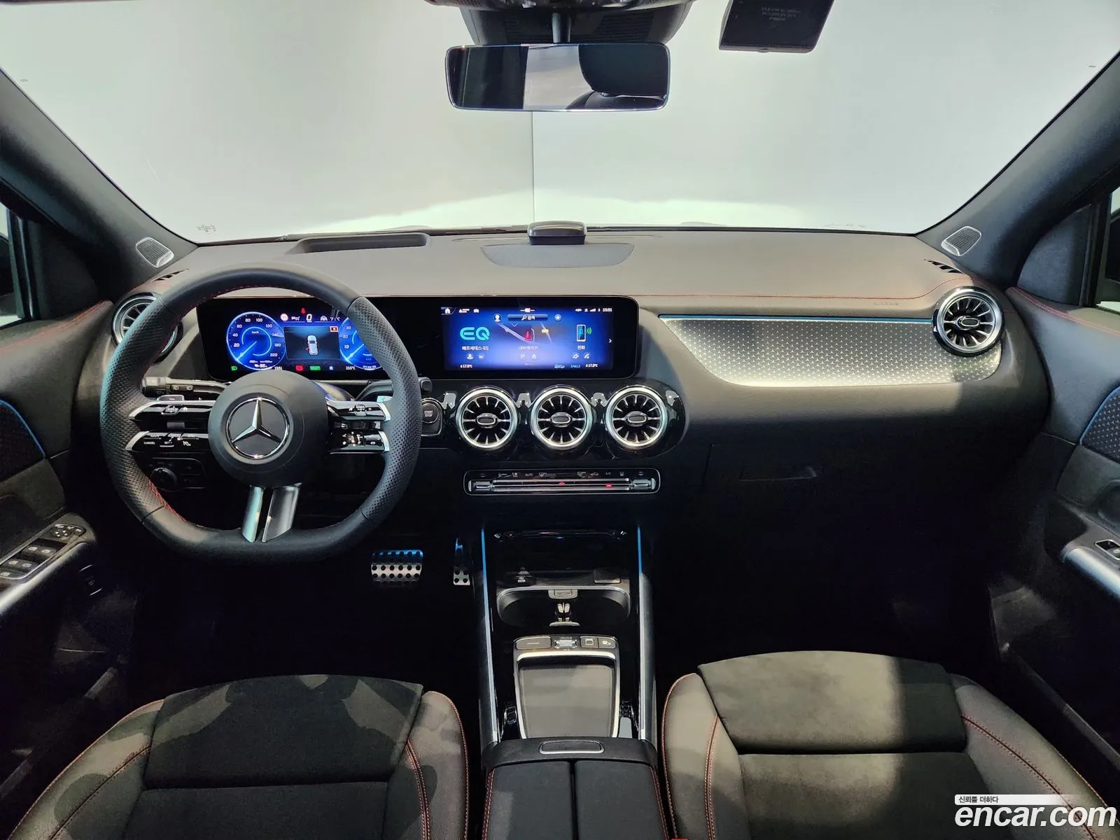 Mercedes-Benz EQA H243 2026 — 2