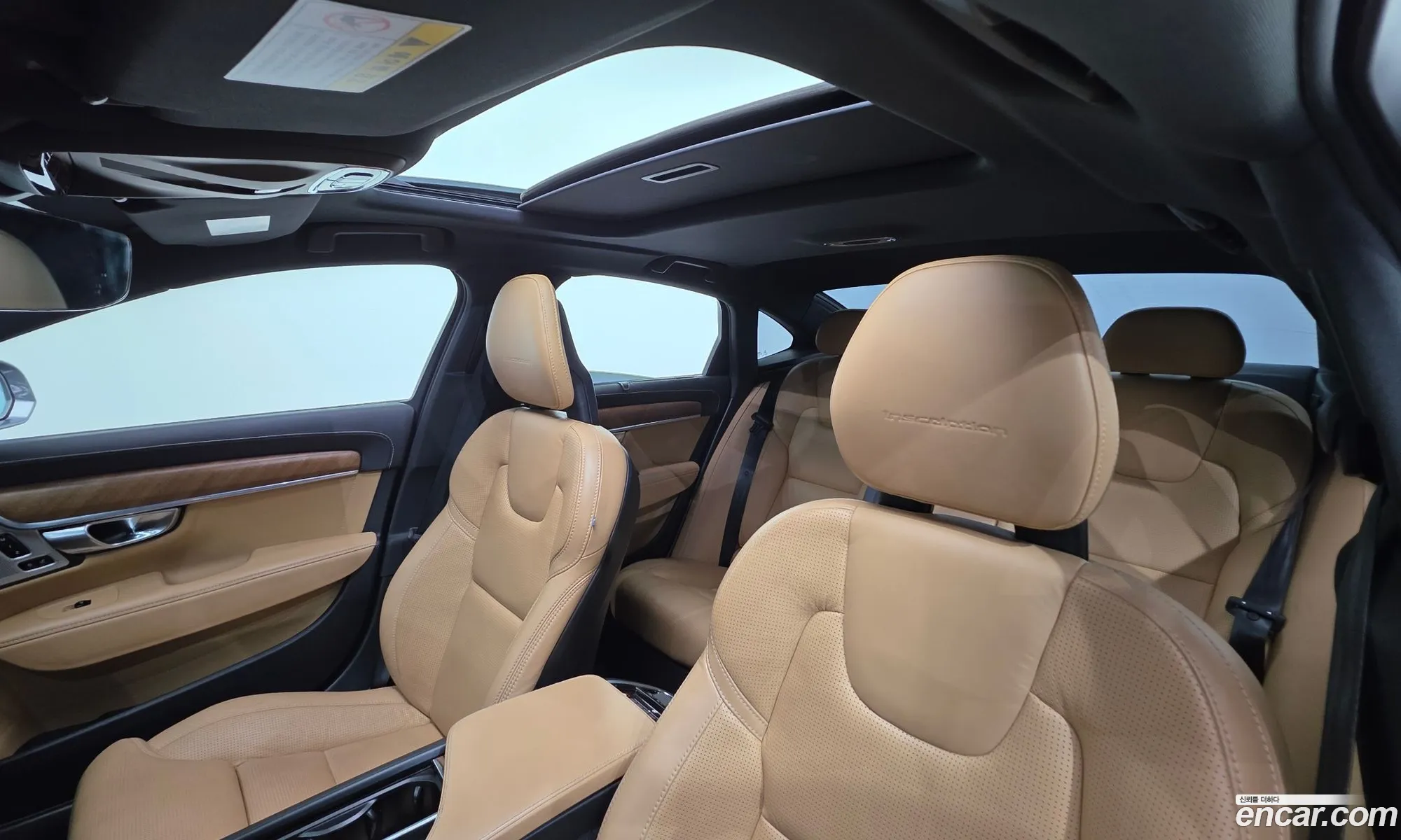 Volvo S90 2017 YV1PSA8ADJ1033689 — 8