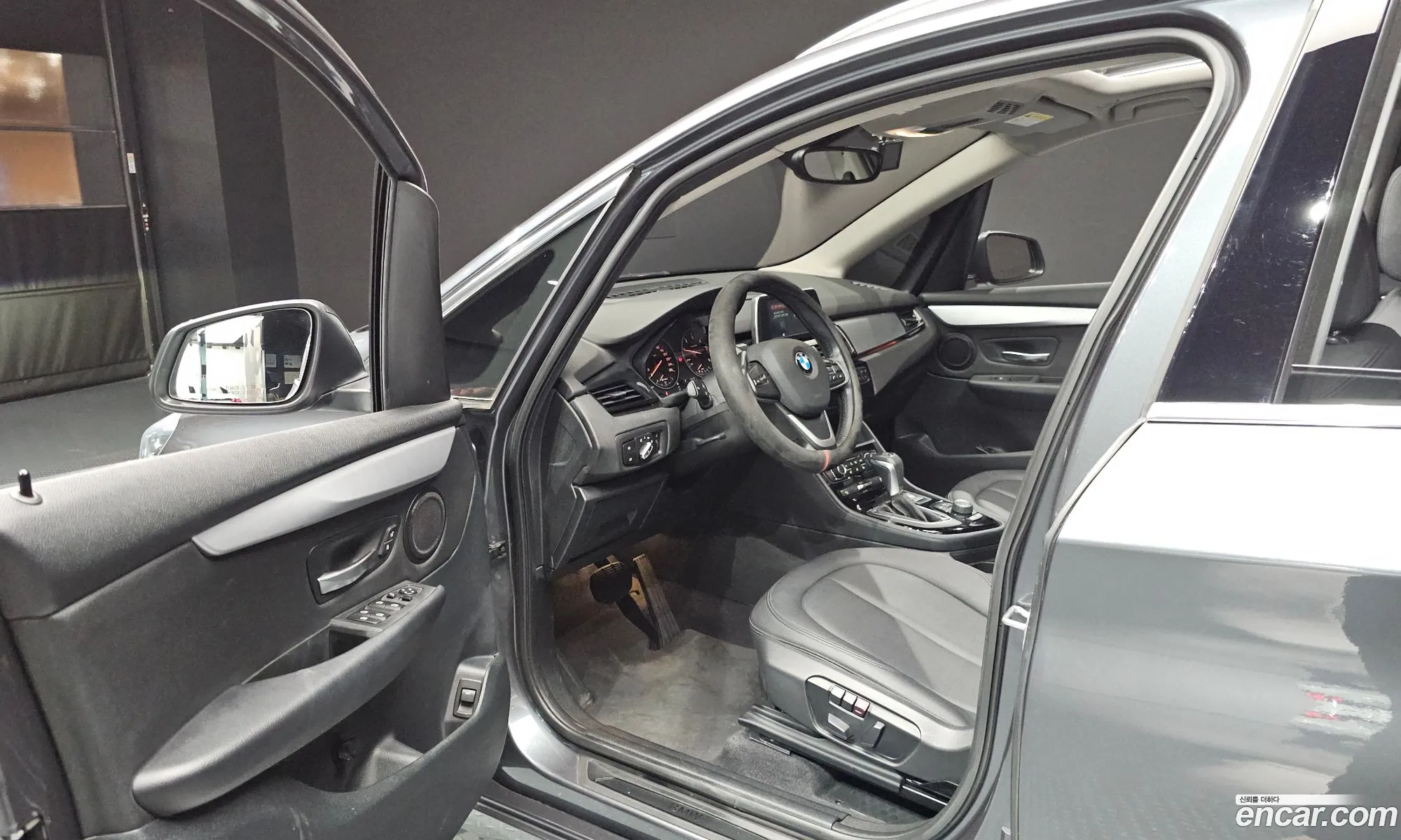 BMW 2 Series Active Tourer 2017 WBA2C1105J7A31323 — 16