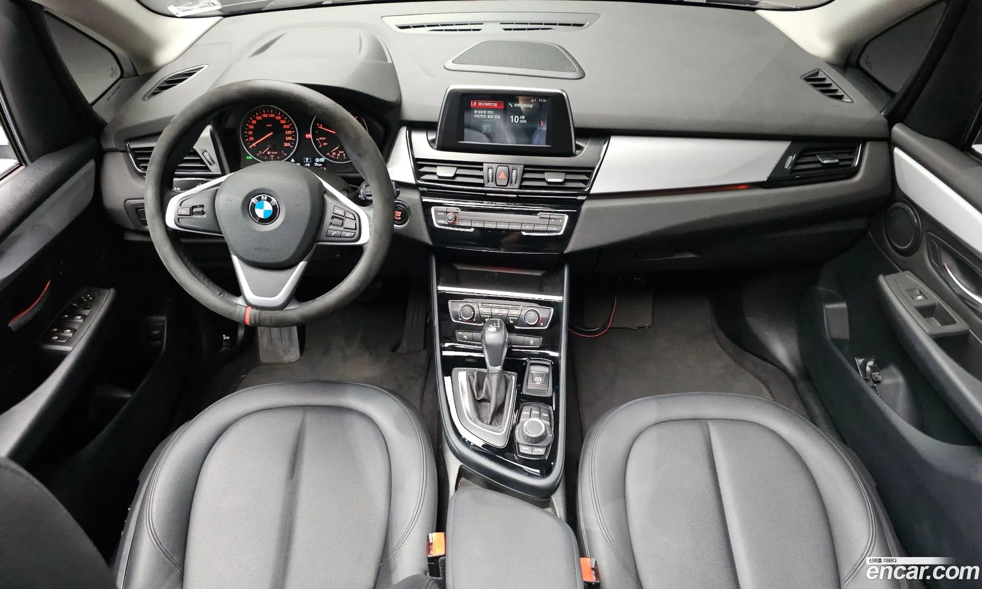 BMW 2 Series Active Tourer 2017 WBA2C1105J7A31323 — 28